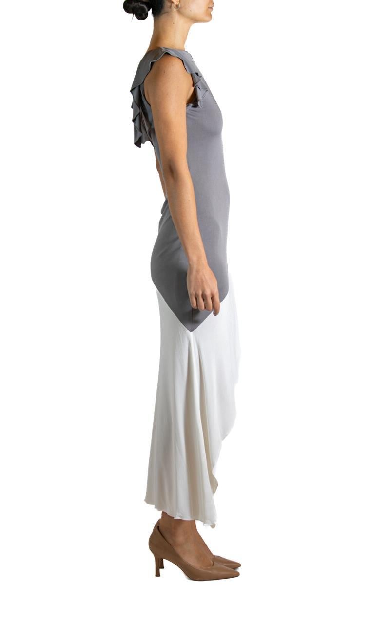 2000S GIANNI VERSACE Grey & White Rayon Gown In Excellent Condition For Sale In New York, NY