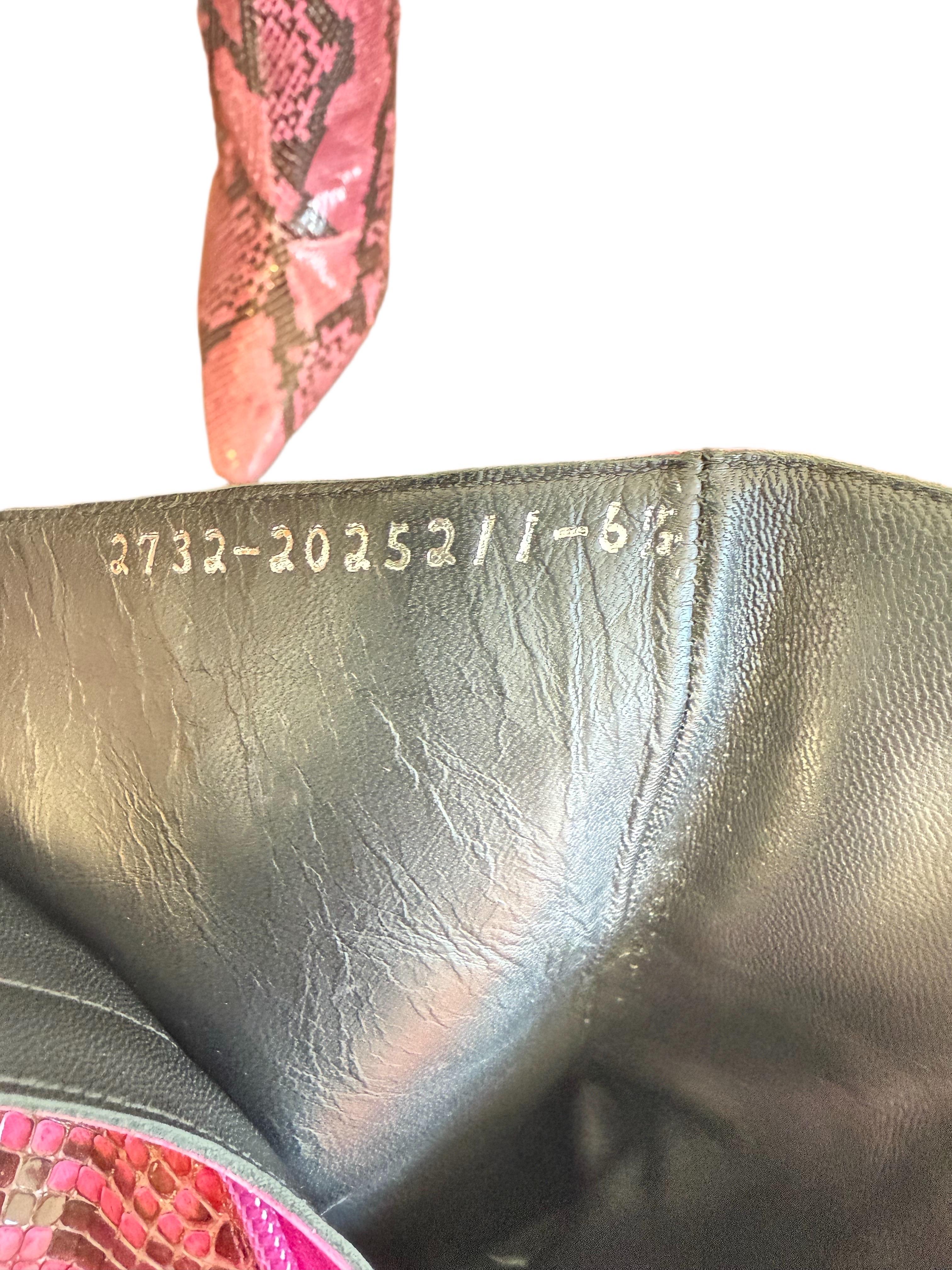 2000s Gina UK Stivali in vera pelle di pitone UK 6.5 US 9 Tacchi in pelle esotica rosa in vendita 3