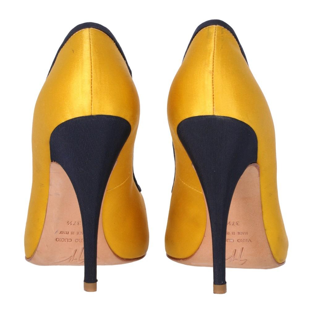 2000s Giuseppe Zanotti yellow open-toe décolleté with black details In Good Condition In Lugo (RA), IT