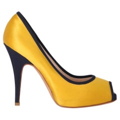 2000s Giuseppe Zanotti yellow open-toe décolleté with black details