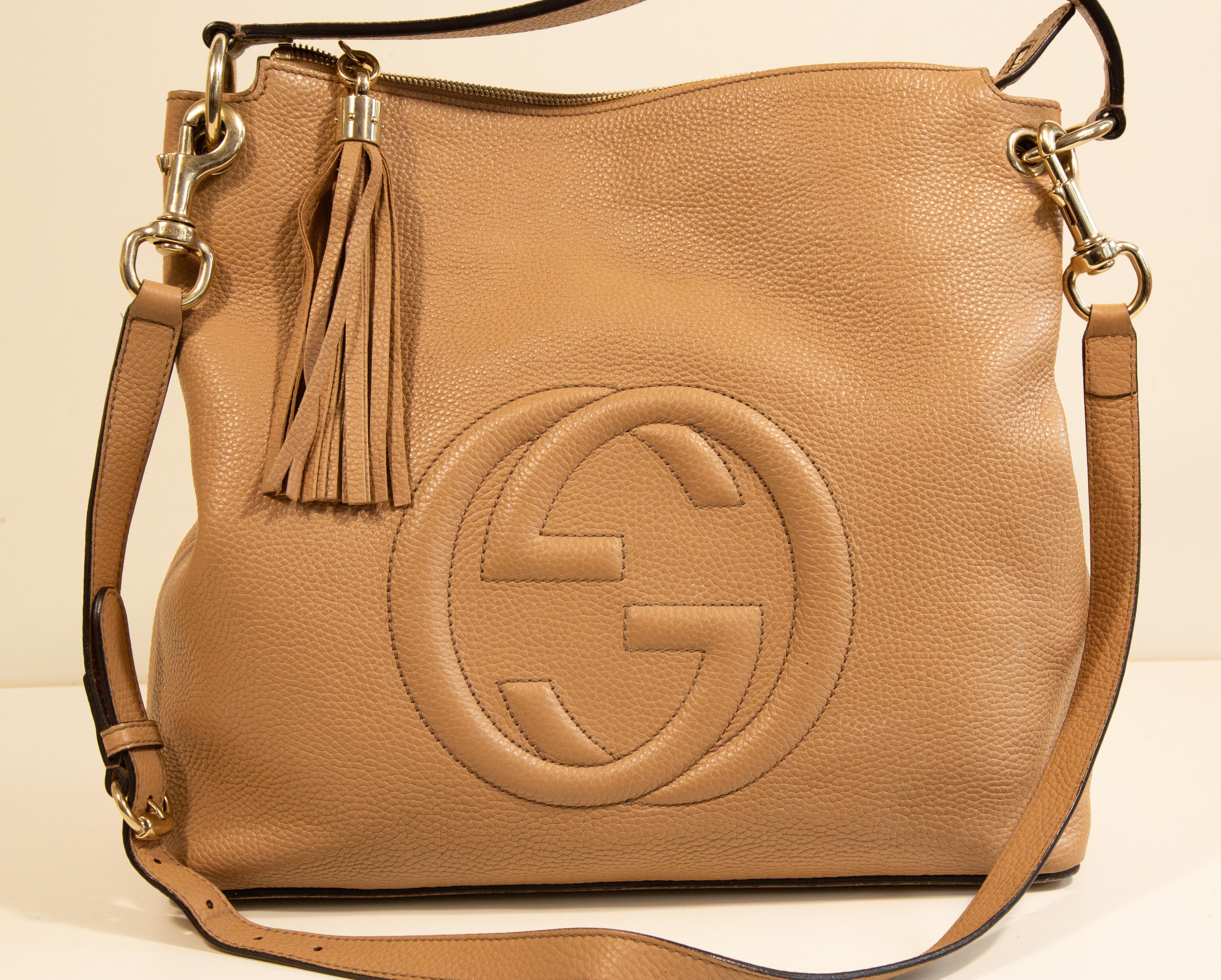 Borsa convertibile SOHO degli anni 2000 di Gucci in pelle beige In condizioni buone in vendita a Arnhem, NL