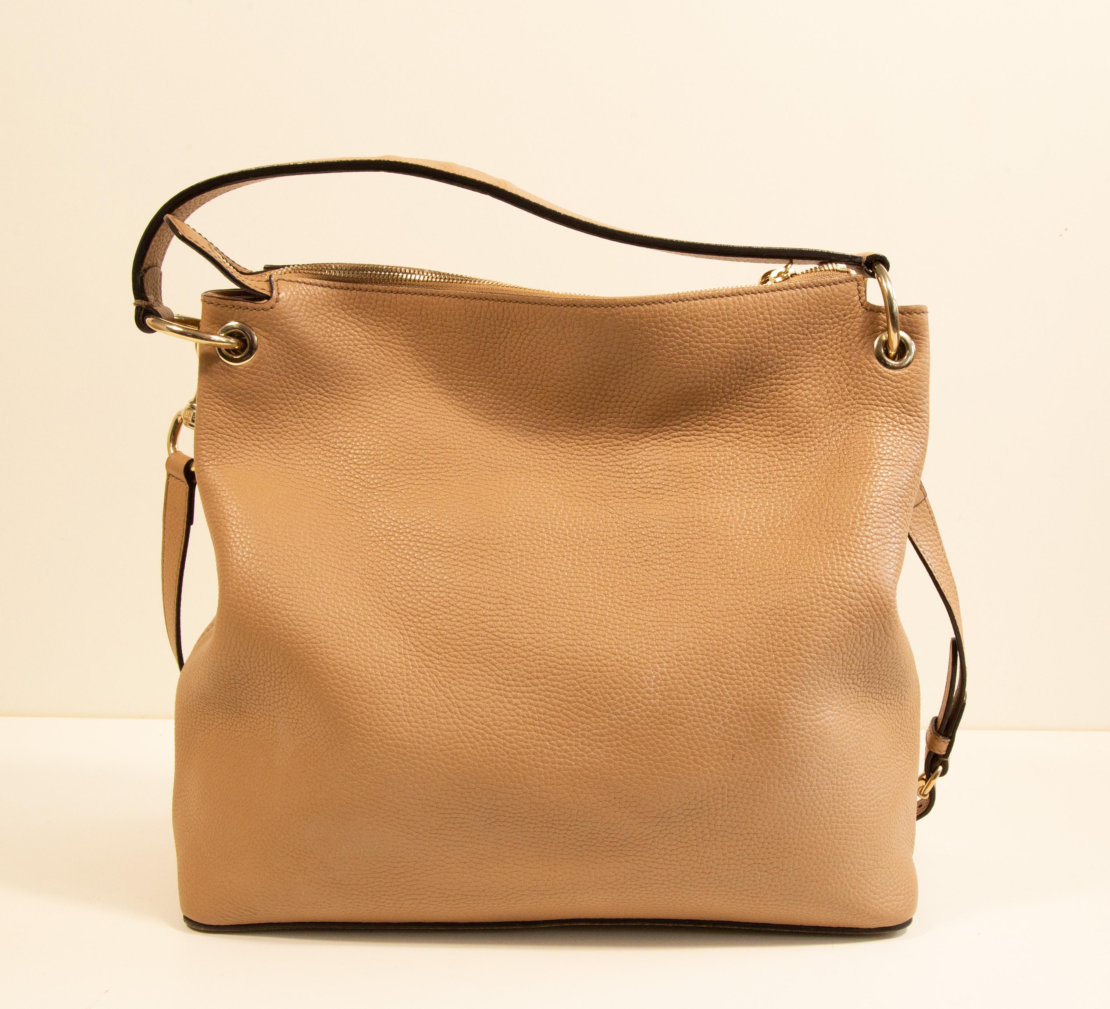 Borsa convertibile SOHO degli anni 2000 di Gucci in pelle beige in vendita 1