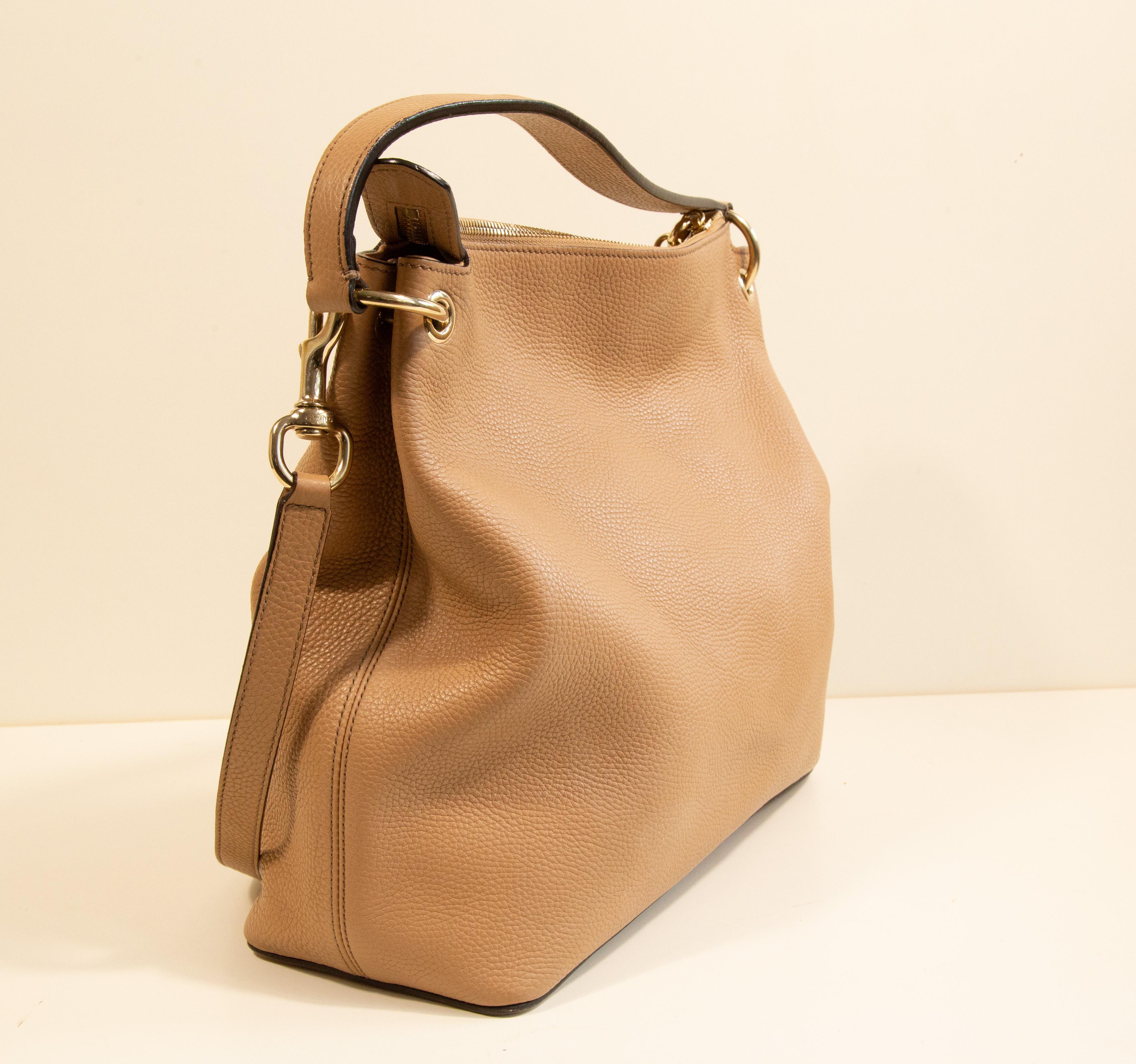 Borsa convertibile SOHO degli anni 2000 di Gucci in pelle beige in vendita 2