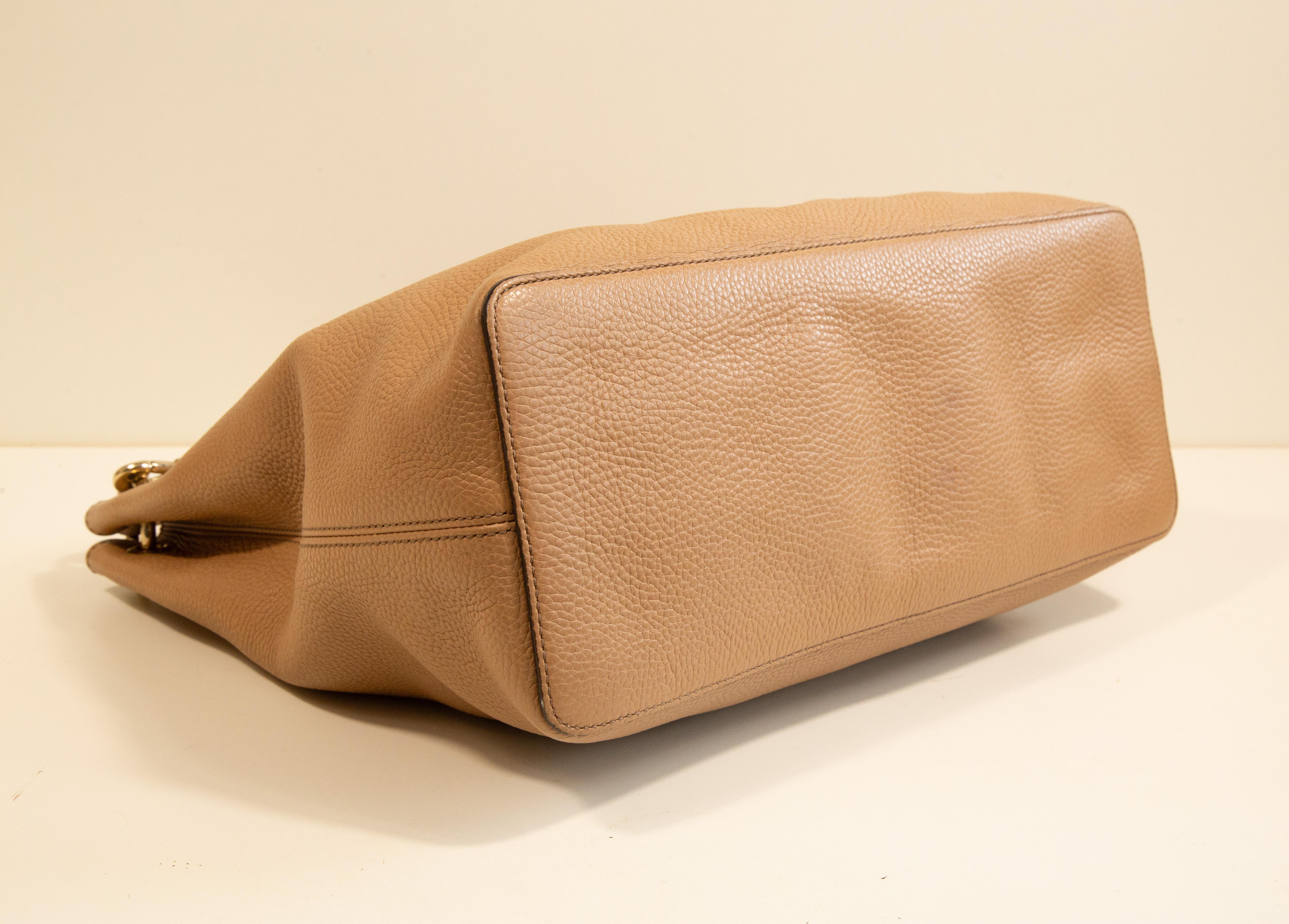 Borsa convertibile SOHO degli anni 2000 di Gucci in pelle beige in vendita 4