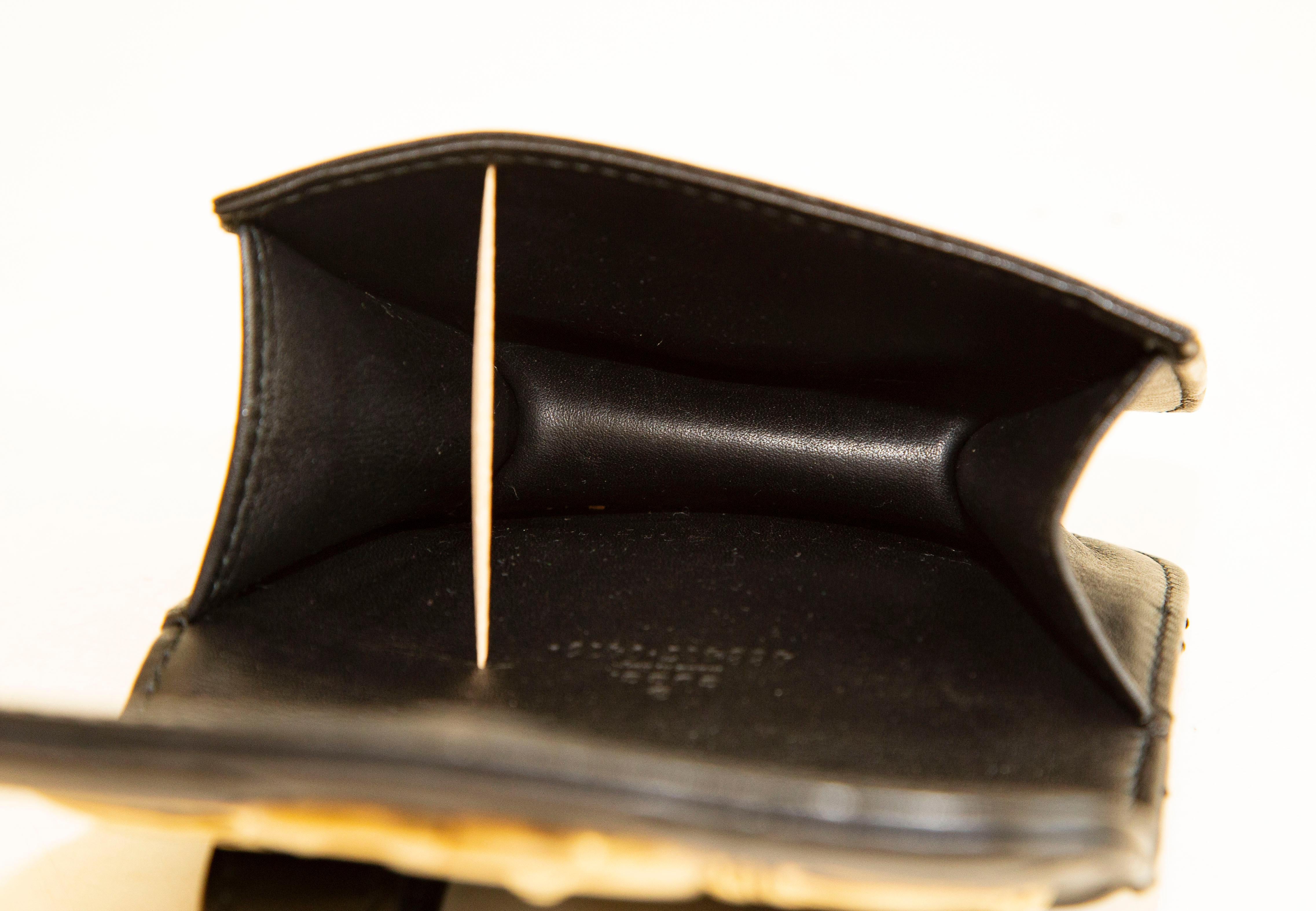 2000s Gucci Black Leather 'GG Marmont' Quilted Belt Pouch For Sale 6