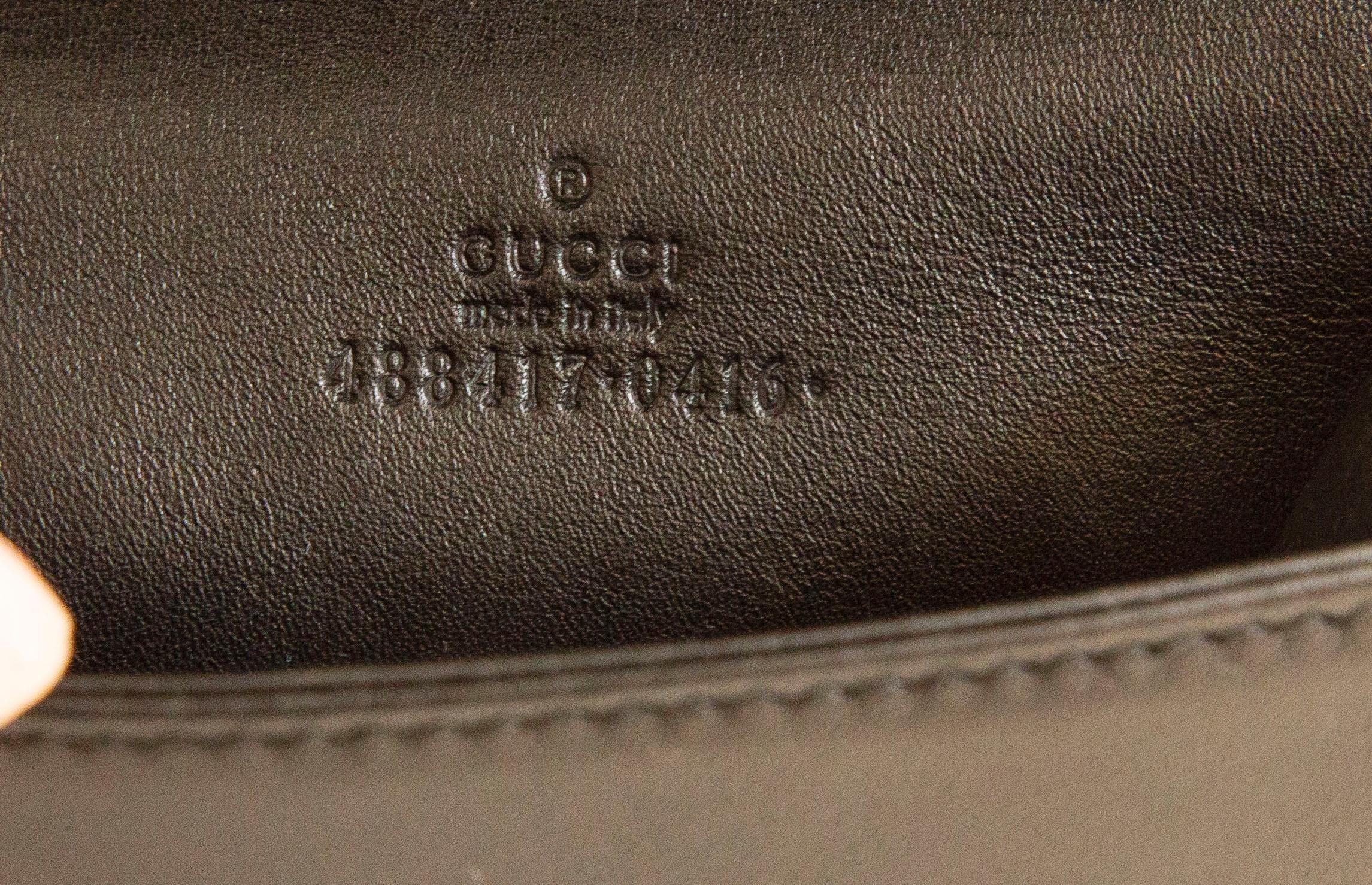 2000s Gucci Black Leather 'GG Marmont' Quilted Belt Pouch For Sale 2