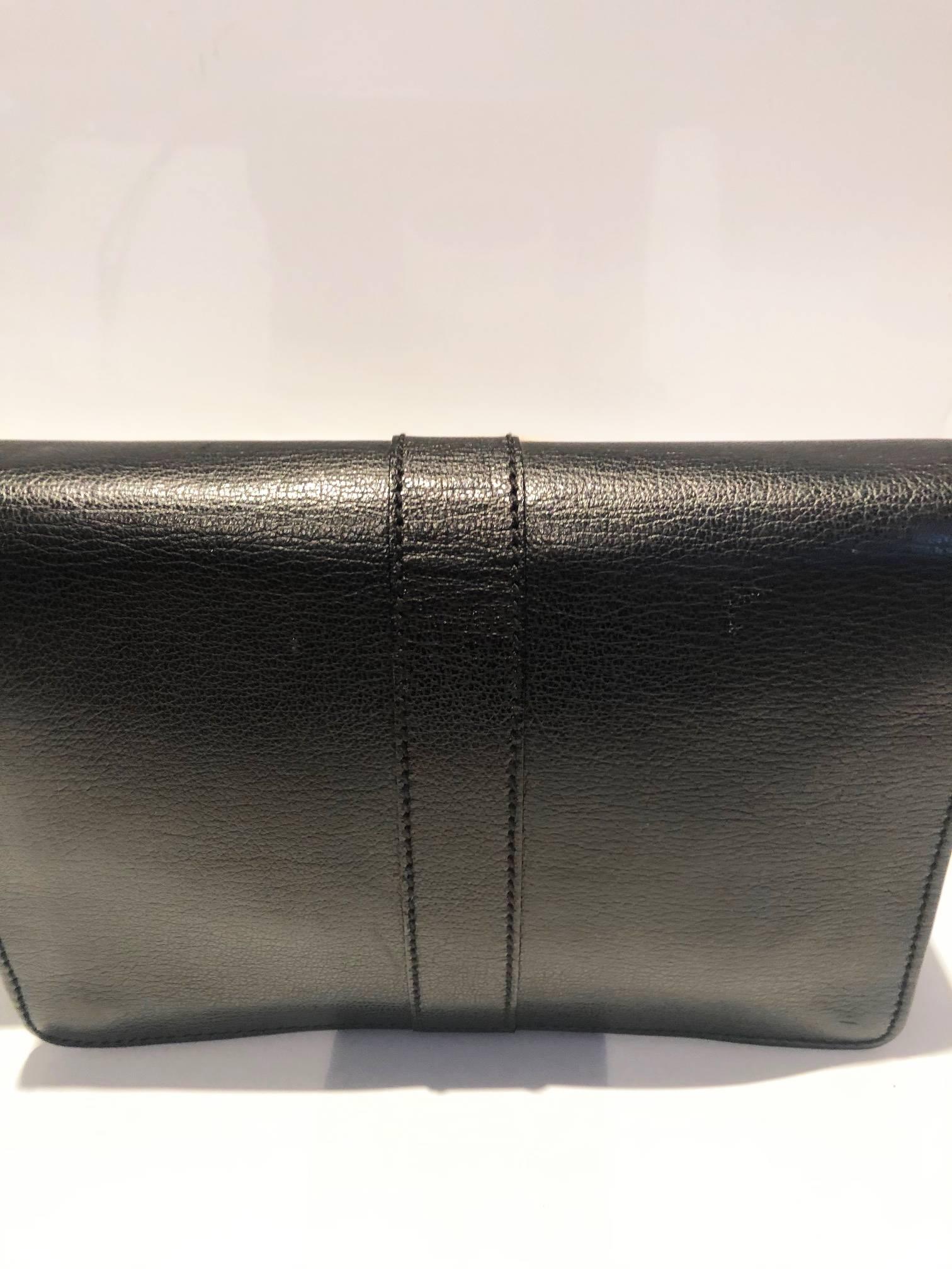 2000s Gucci Black Leather Steel Logo Clutch Wrist Bag 1