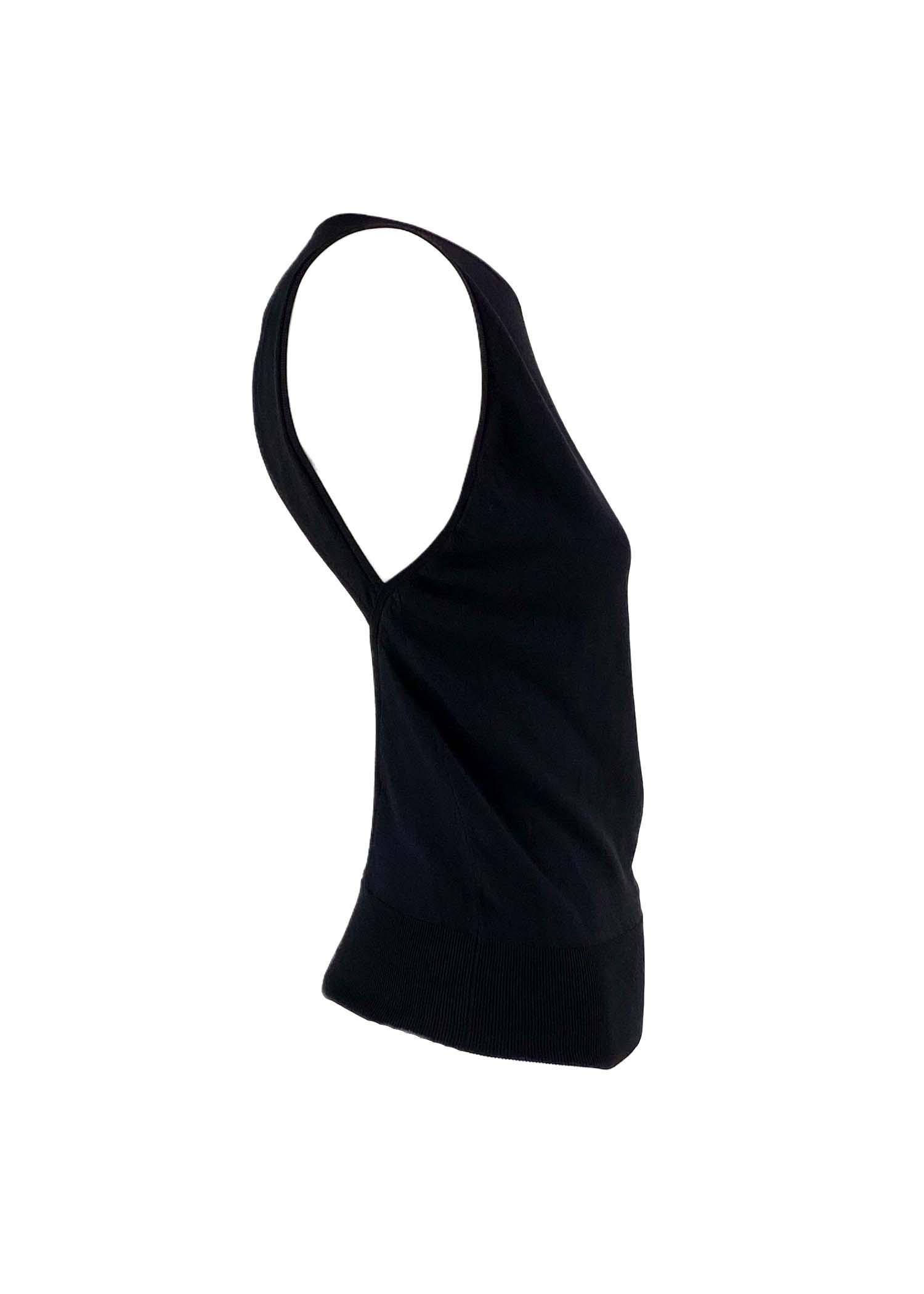 2000s Gucci by Tom Ford Backless Logo Clasp Black Knit Silk Tank Top In Good Condition For Sale In West Hollywood, CA
