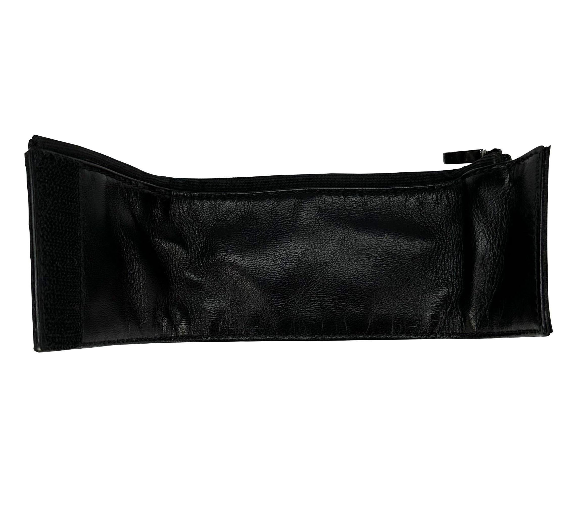 Gucci par Tom Ford, pochette portefeuille noire avec monogramme « GG » des années 2000 en vente 1
