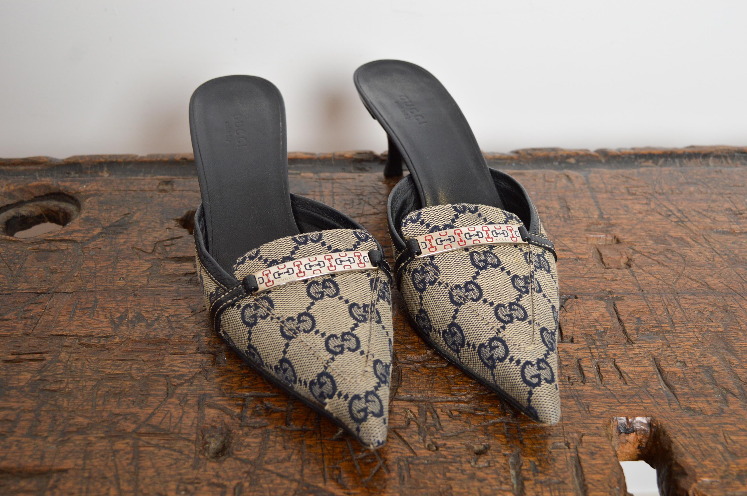 Fabulous, Chic 2000’s GUCCI by TOM FORD Blue GG Monogram canvas pointed Kitten Toe Heels
Size; UK 4.5 / EU 37.5C
Heel Height; 2” inches
Condition; 8/10 Fantastic Condition, extremely minor wear. 
Material; Canvas / Leather
Country; MADE IN ITALY