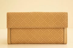 2000s Gucci Continental Wallet in Beige Fabric