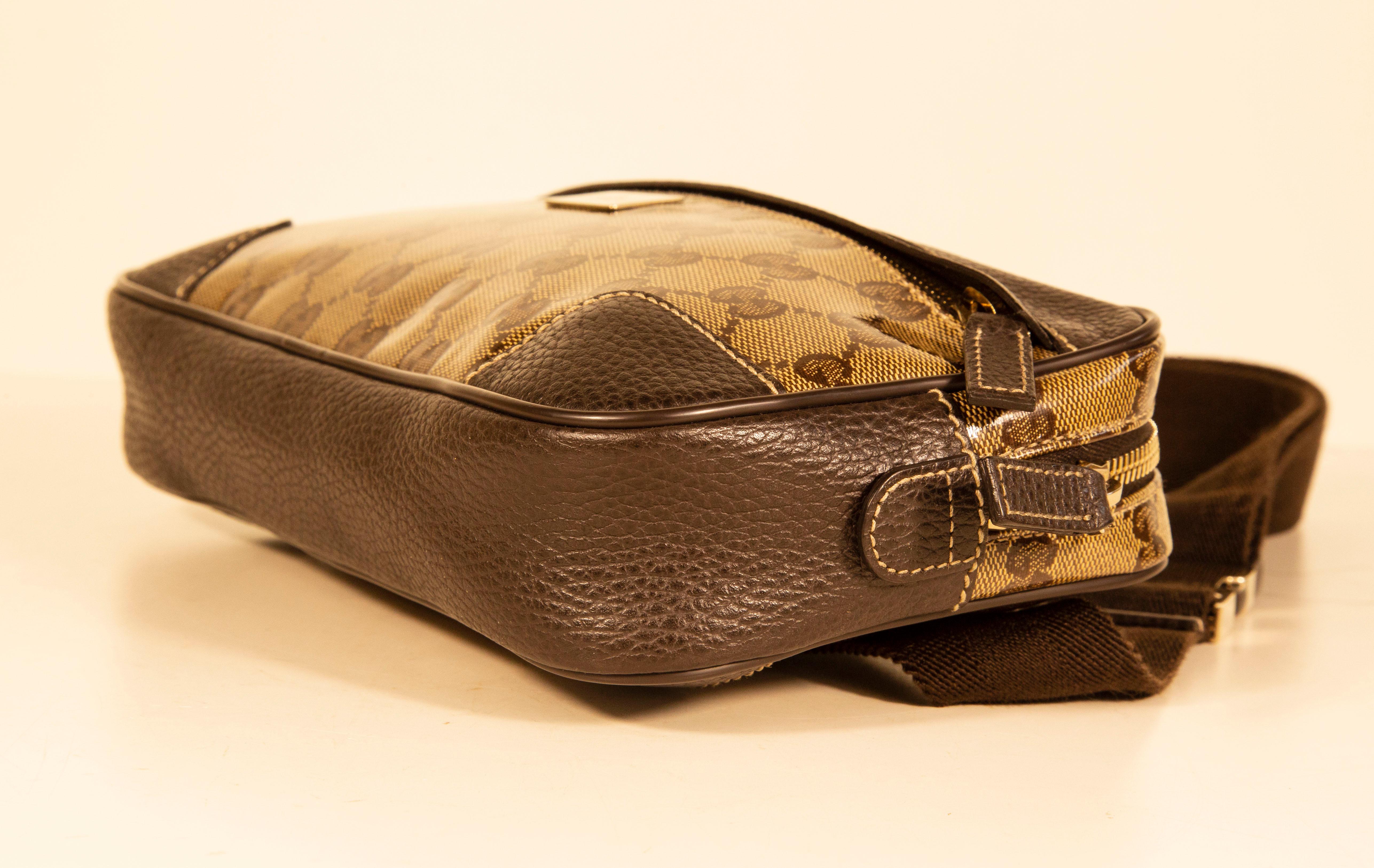 Borsa Gucci GG anni 2000 in PVC con cristalli e pelle marrone in vendita 5
