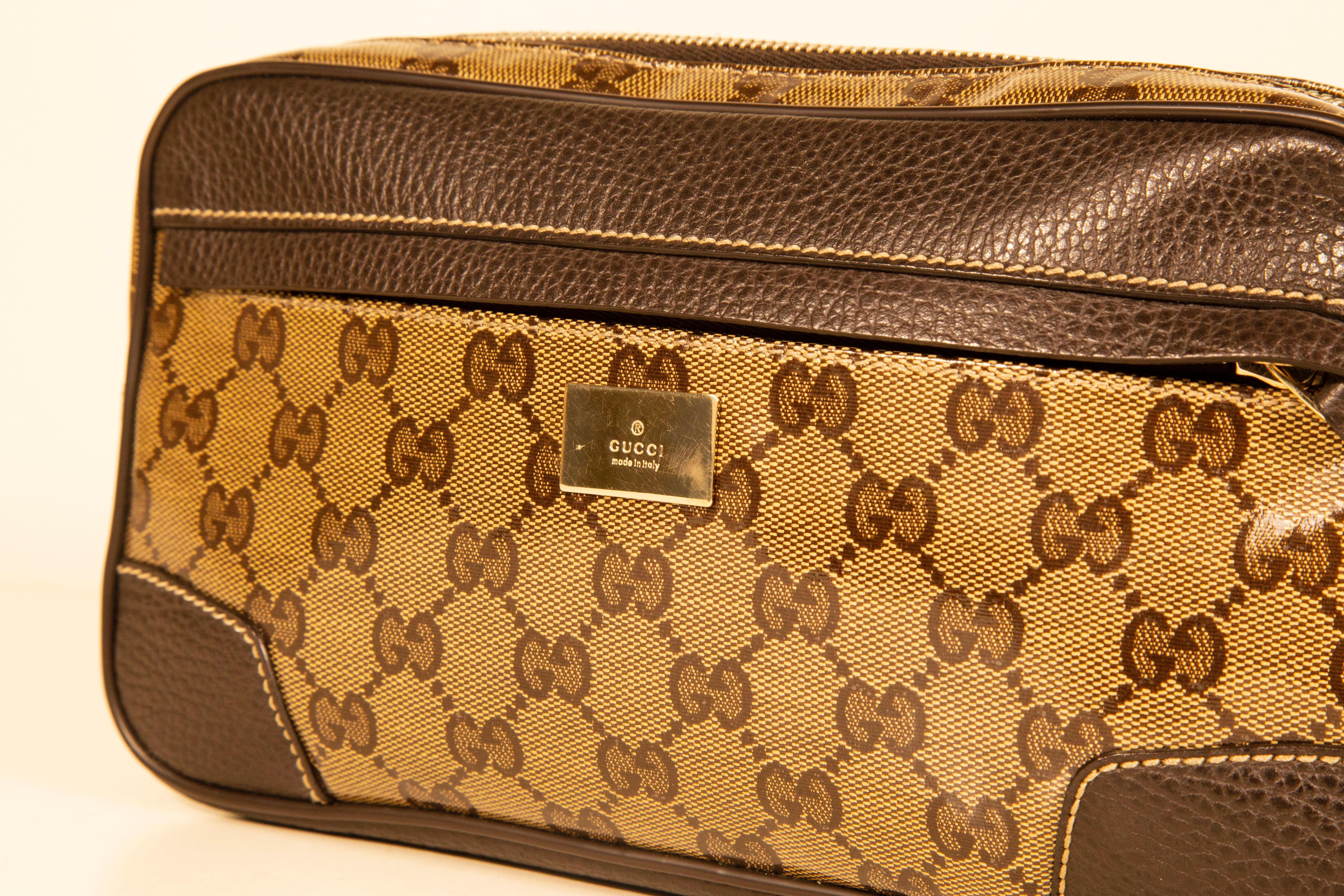 Borsa Gucci GG anni 2000 in PVC con cristalli e pelle marrone In condizioni buone in vendita a Arnhem, NL