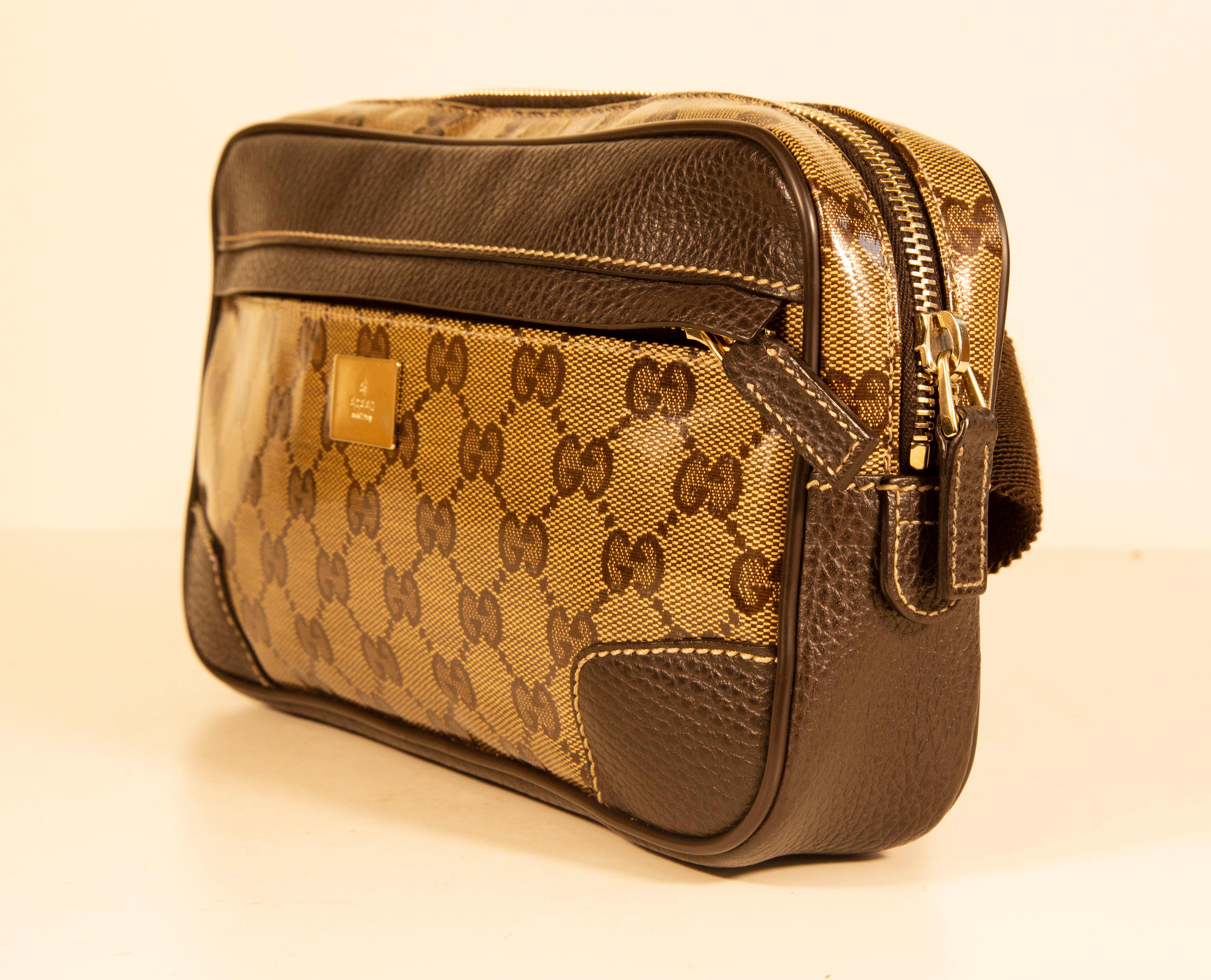 Borsa Gucci GG anni 2000 in PVC con cristalli e pelle marrone in vendita 3