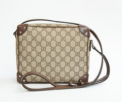 2000s Gucci GG Supreme in Brown Beige PVC Shoulder Bag