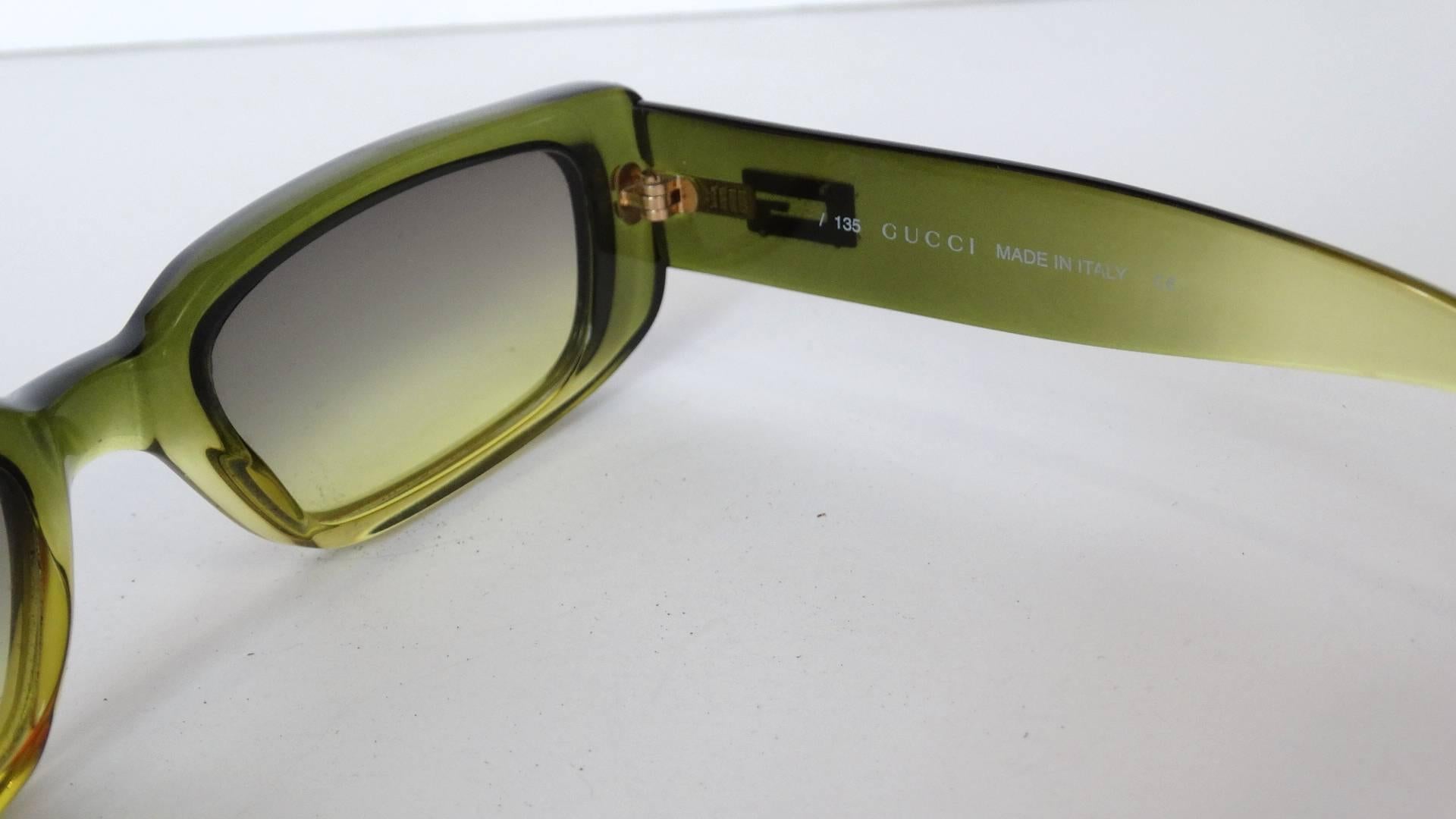 2000s Gucci Green Rectangular Sunglasses  In Excellent Condition In Scottsdale, AZ