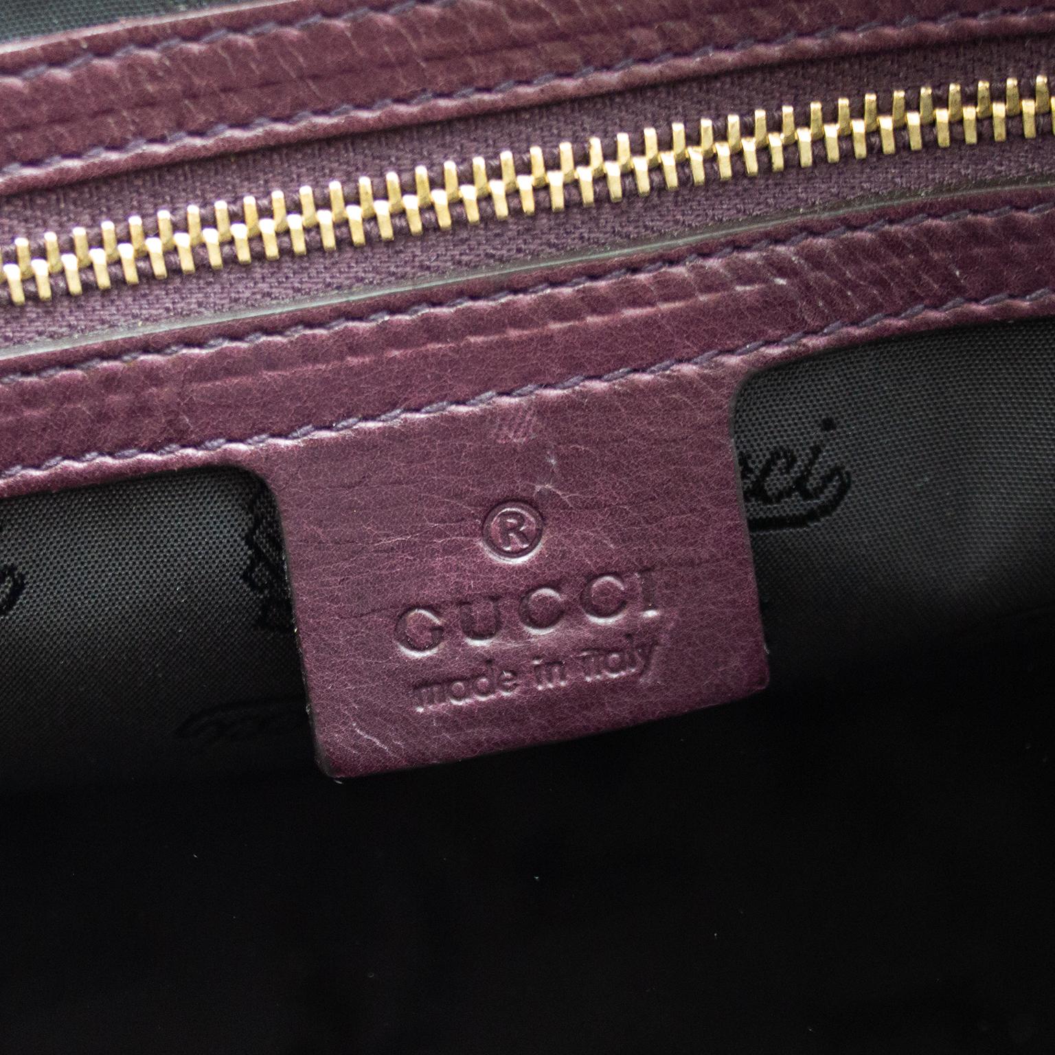 2000s Gucci Hysteria Collection Maroon Leather Bag   In Good Condition In Toronto, Ontario