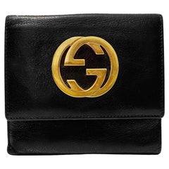 Gucci 2000s Vintage Black Shoulder Bag with Zipper Logo · INTO