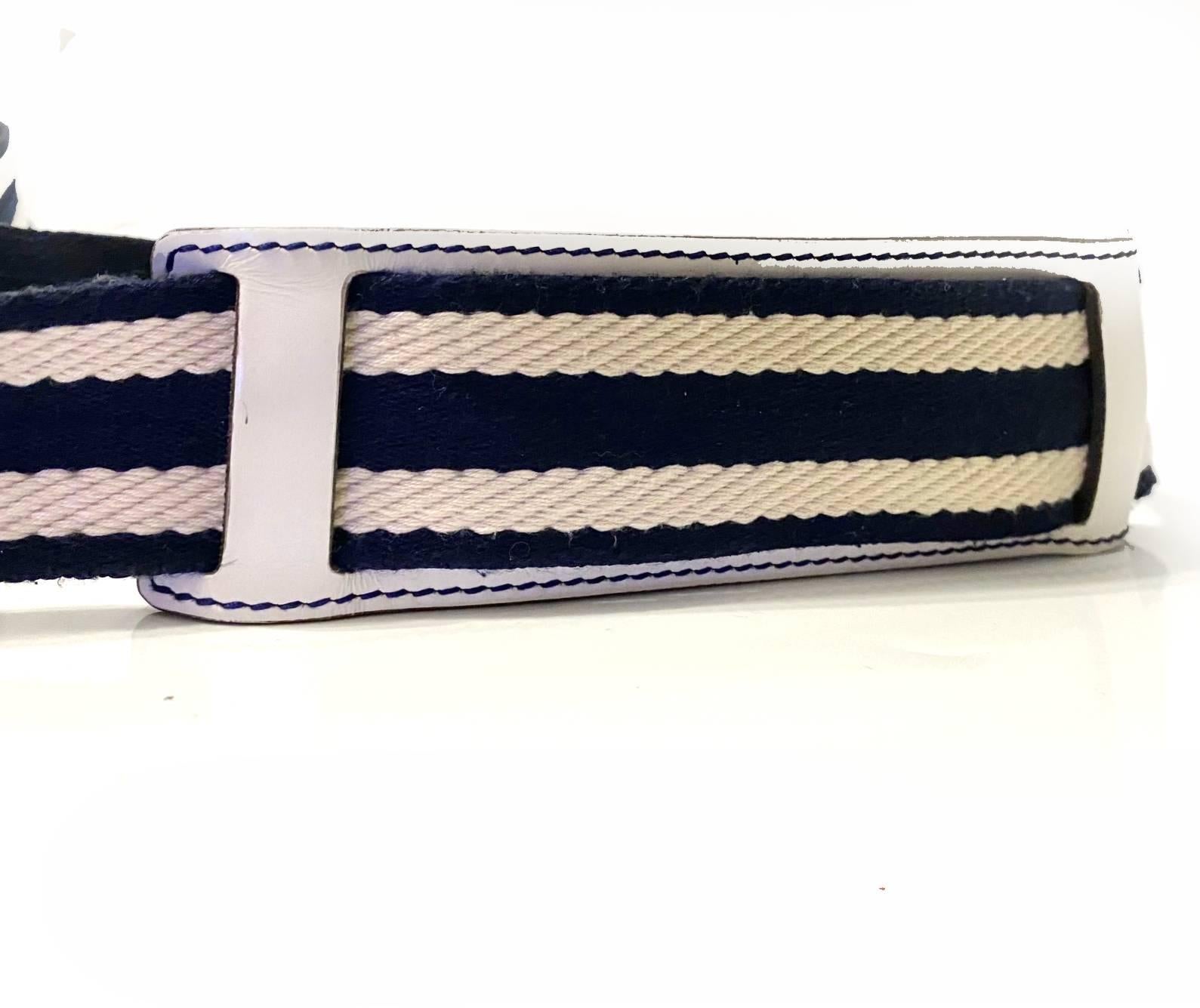 2000s Gucci Navy Blue Canvas Nylon Crossbody Messenger Travel  Bag 4
