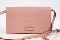 2000s Gucci Pink Leather Crossbody Bag Clutch