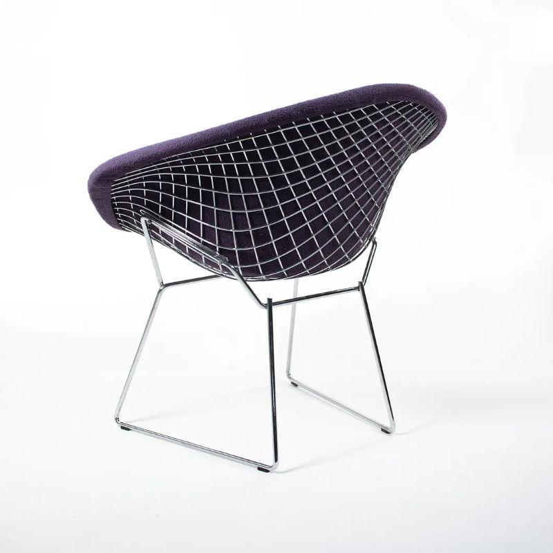 2000s Harry Bertoia for Knoll Diamond Lounge Chair in Purple Boucle In Good Condition For Sale In Philadelphia, PA