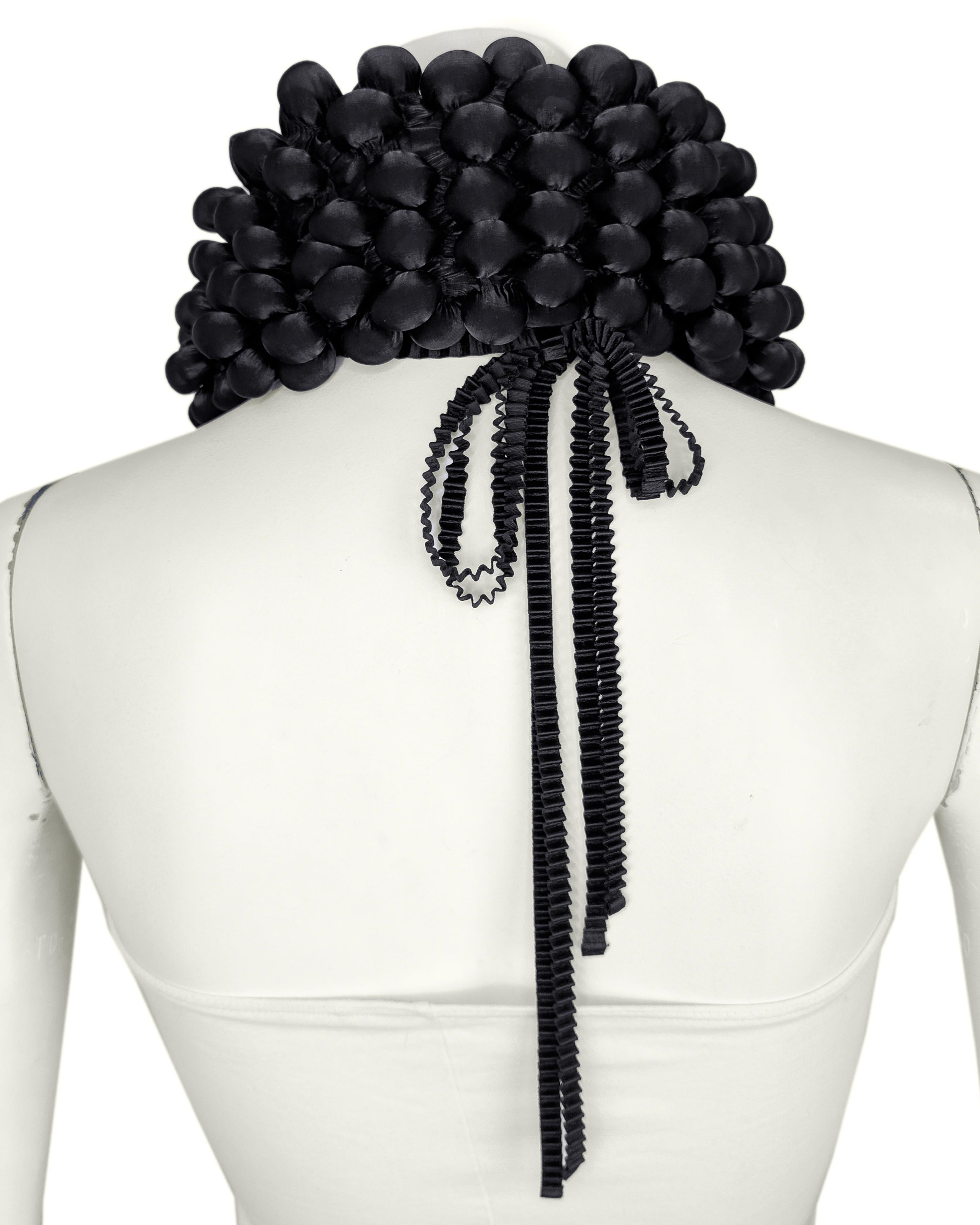 Women's or Men's 2000s Issey Miyake Black Bubble Effect Neck Wrap For Sale
