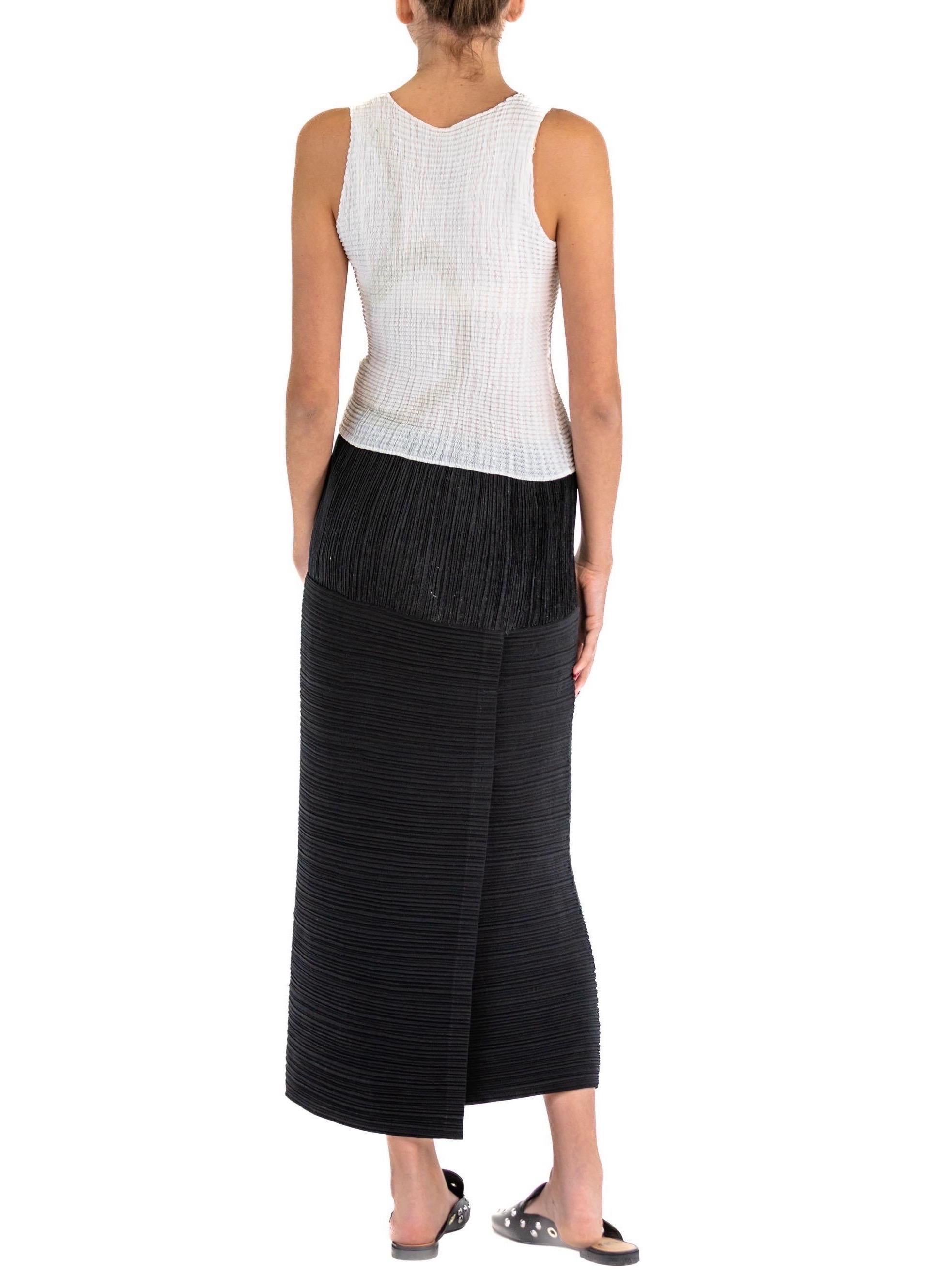 2000S ISSEY MIYAKE Black & White Polyester Double Pleated Tank Top Velvet Skirt For Sale 1