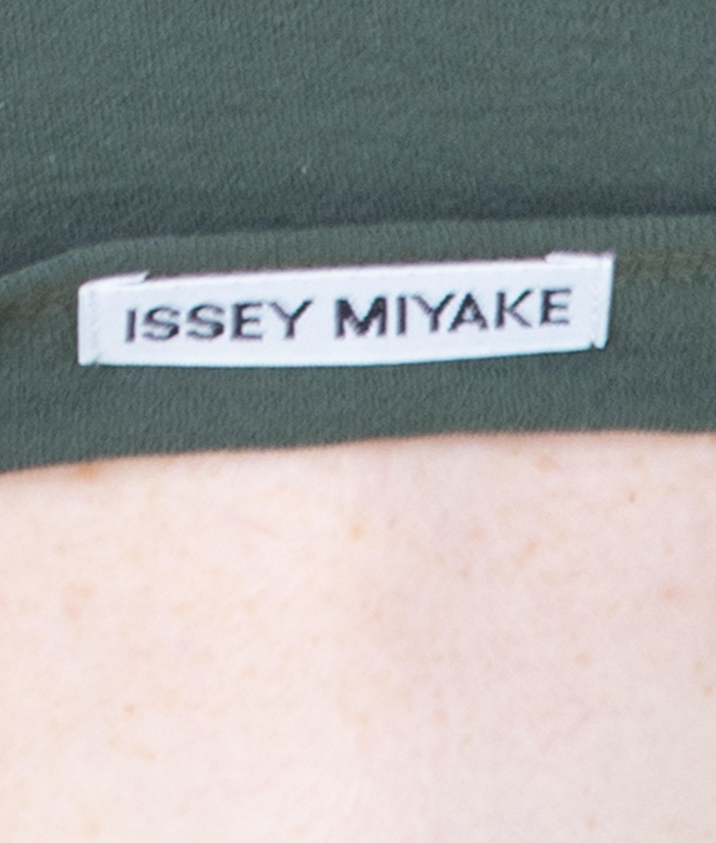 2000S ISSEY MIYAKE Olive Green Rayon Knit Asymmetrically Draped Dress 7
