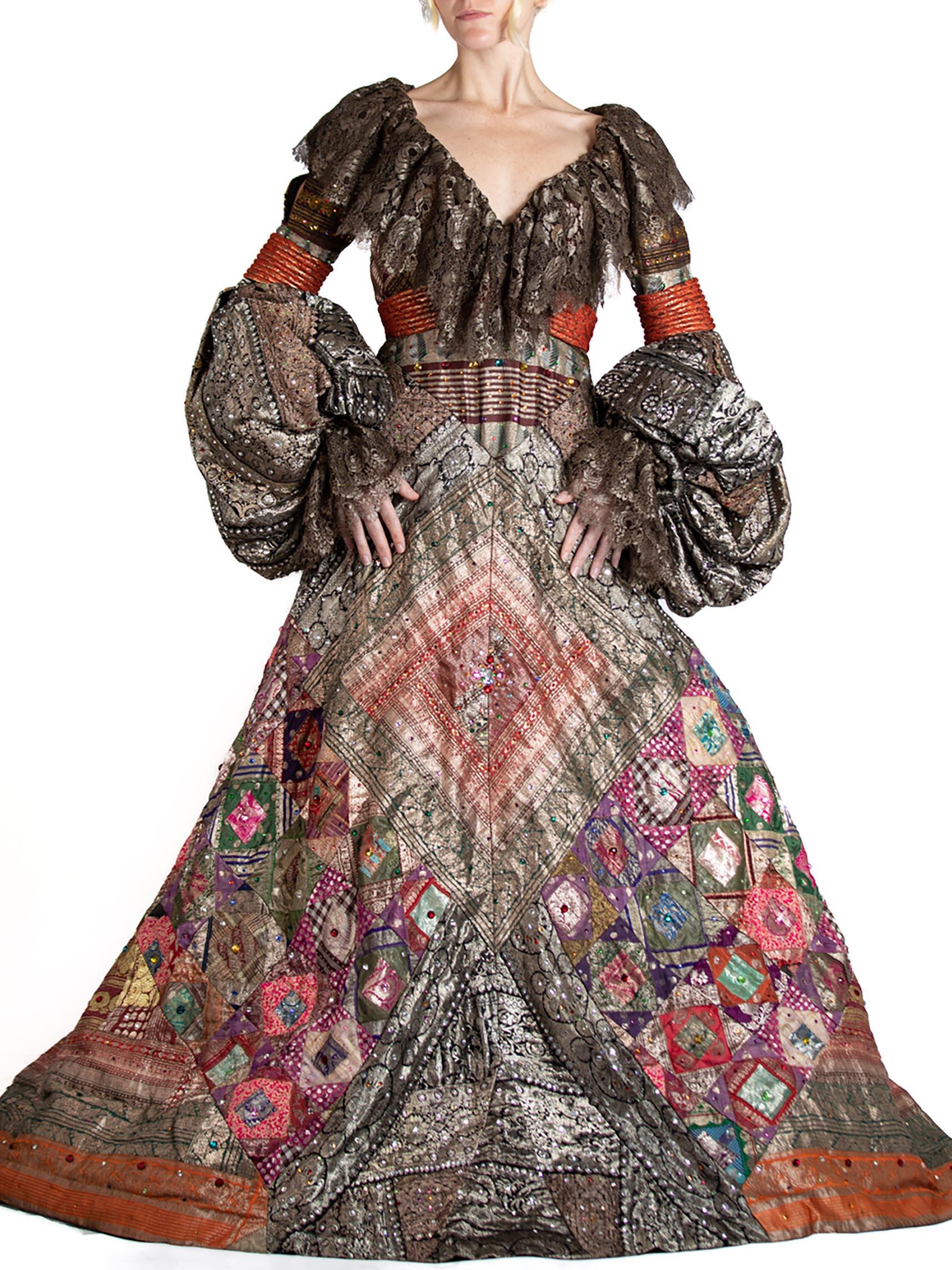 2000S JEAN LOUIS SCHERRER HAUTE COUTURE Gown In Antique Indian Metallic Silk Wi For Sale 2