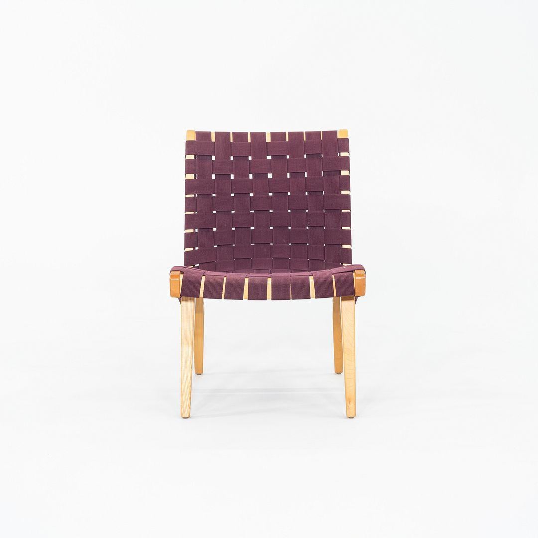2000s Jens Risom For Knoll Armless Lounge Chair in Maple with Purple Webbing Estadounidense en venta