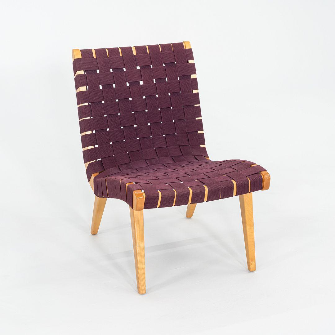 2000s Jens Risom For Knoll Armless Lounge Chair in Maple with Purple Webbing Siglo XXI y contemporáneo en venta