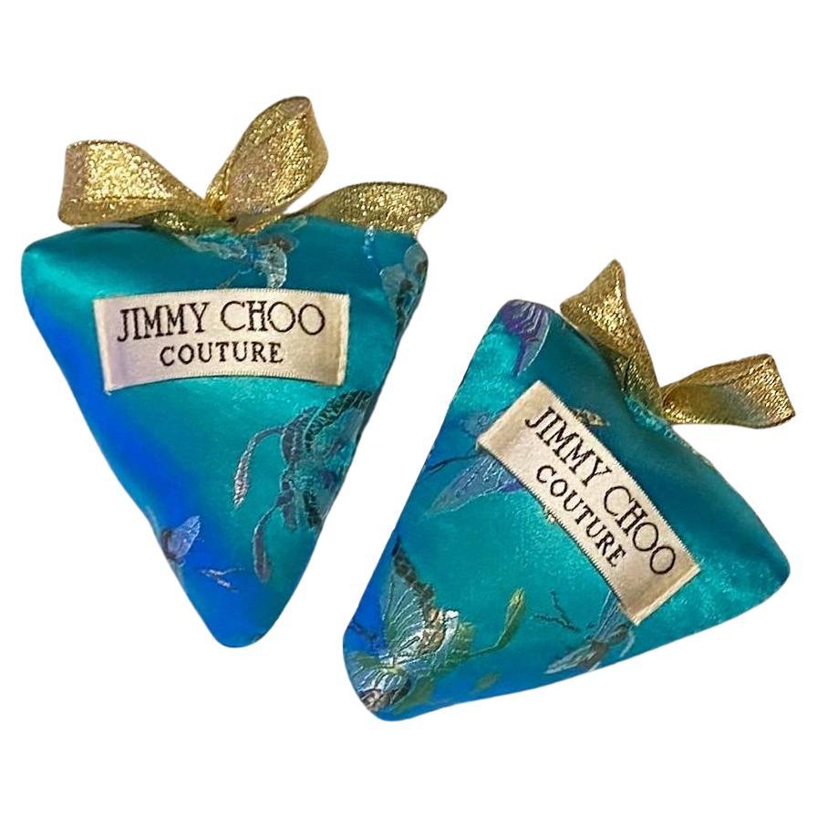 Rare JIMMY CHOO COUTURE Silk Shoe Trees Perfumed Liners, presented in a gold lined padded gift box signed Jimmy Choo 

Condition: very good

Measurements: 8 x 9cm / 3.1x3.5in 