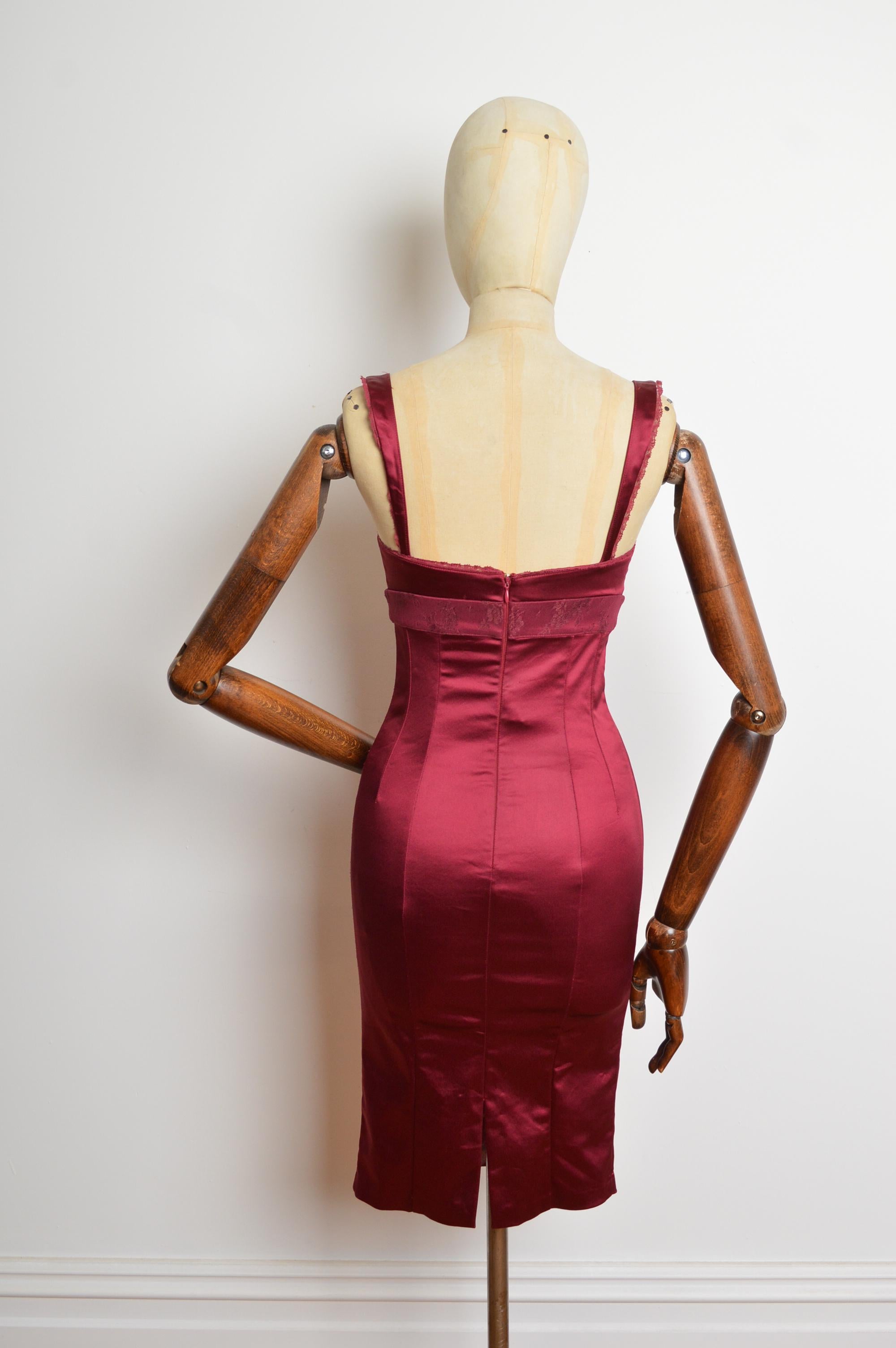 2000s John Galliano Burgundy Wine Red Corset satin lace cocktail dress For Sale 6