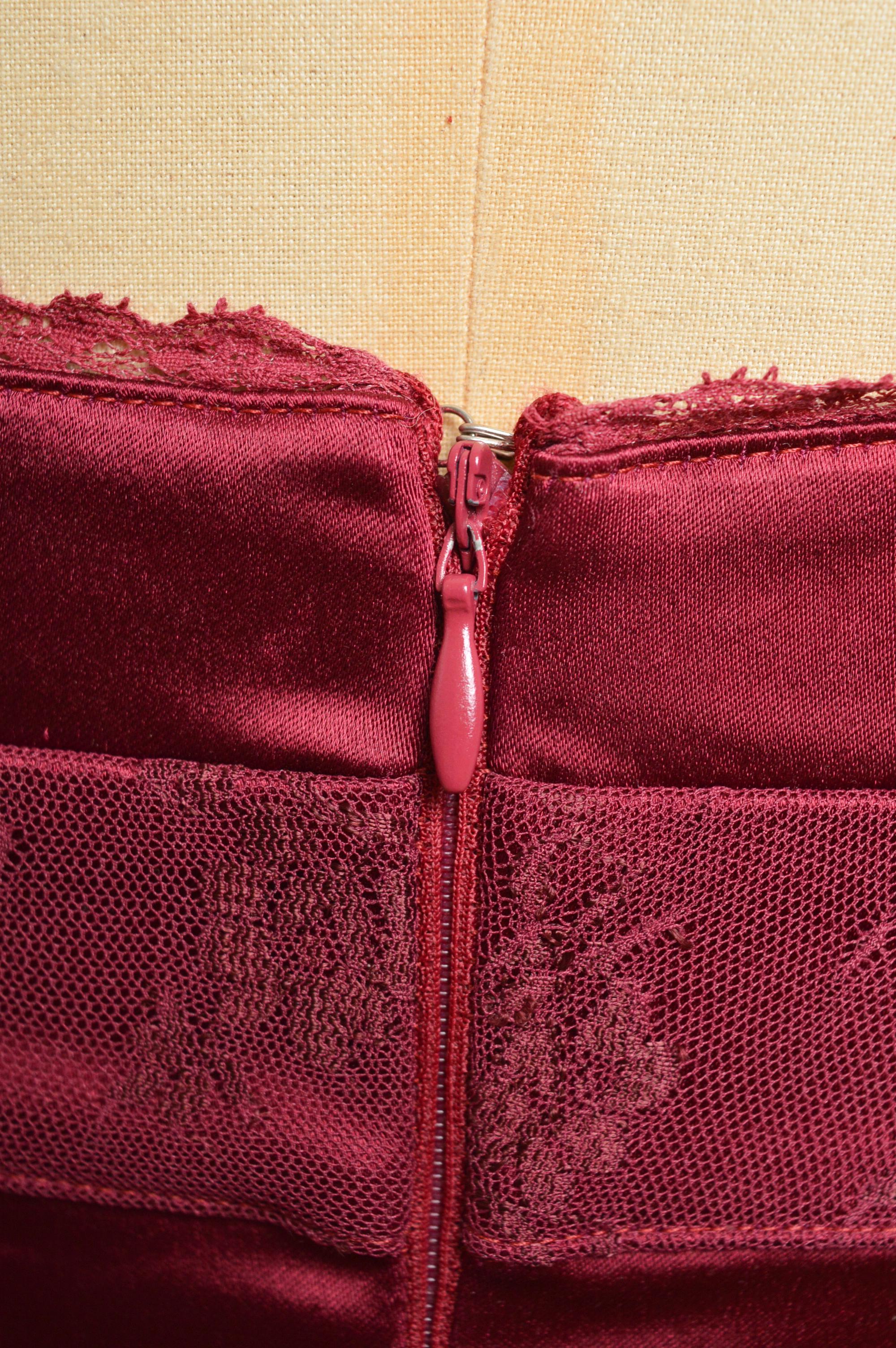 2000s John Galliano Burgundy Wine Red Corset satin lace cocktail dress For Sale 7