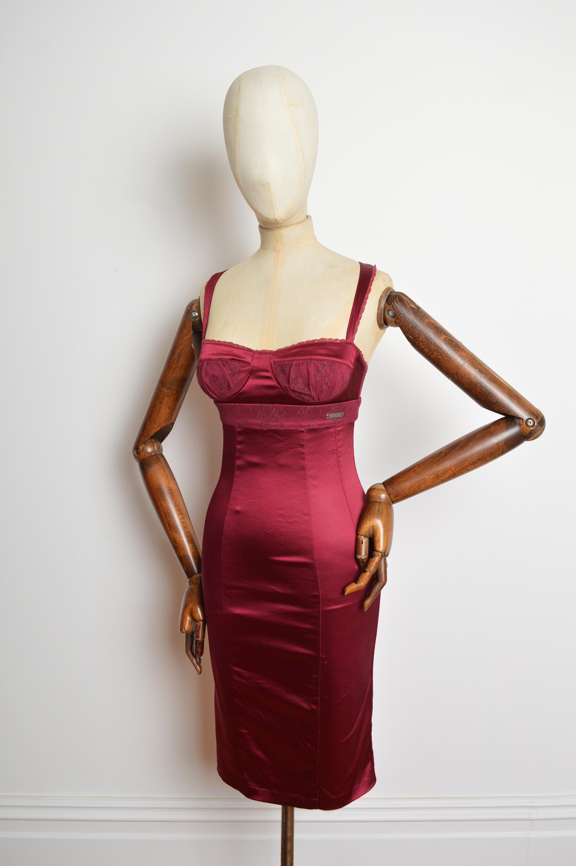 2000s John Galliano Burgundy Wine Red Corset satin lace cocktail dress For Sale 5