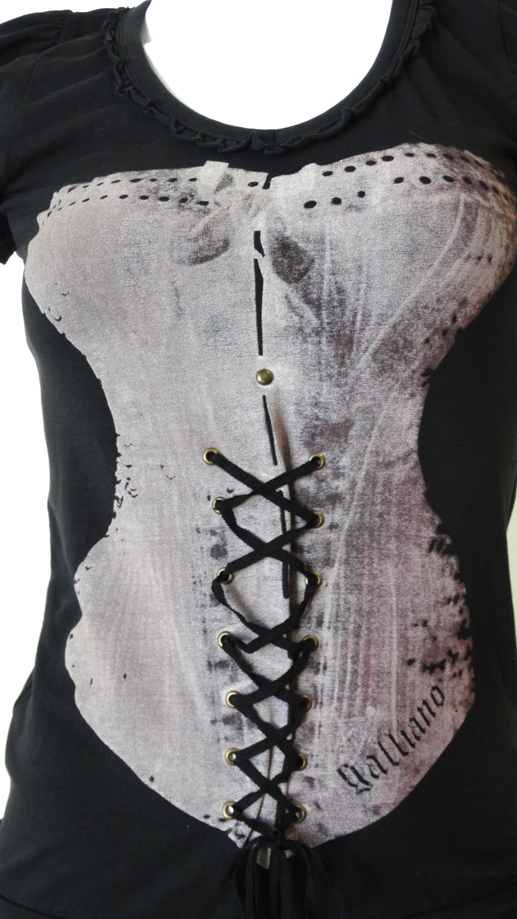 corset print t shirt