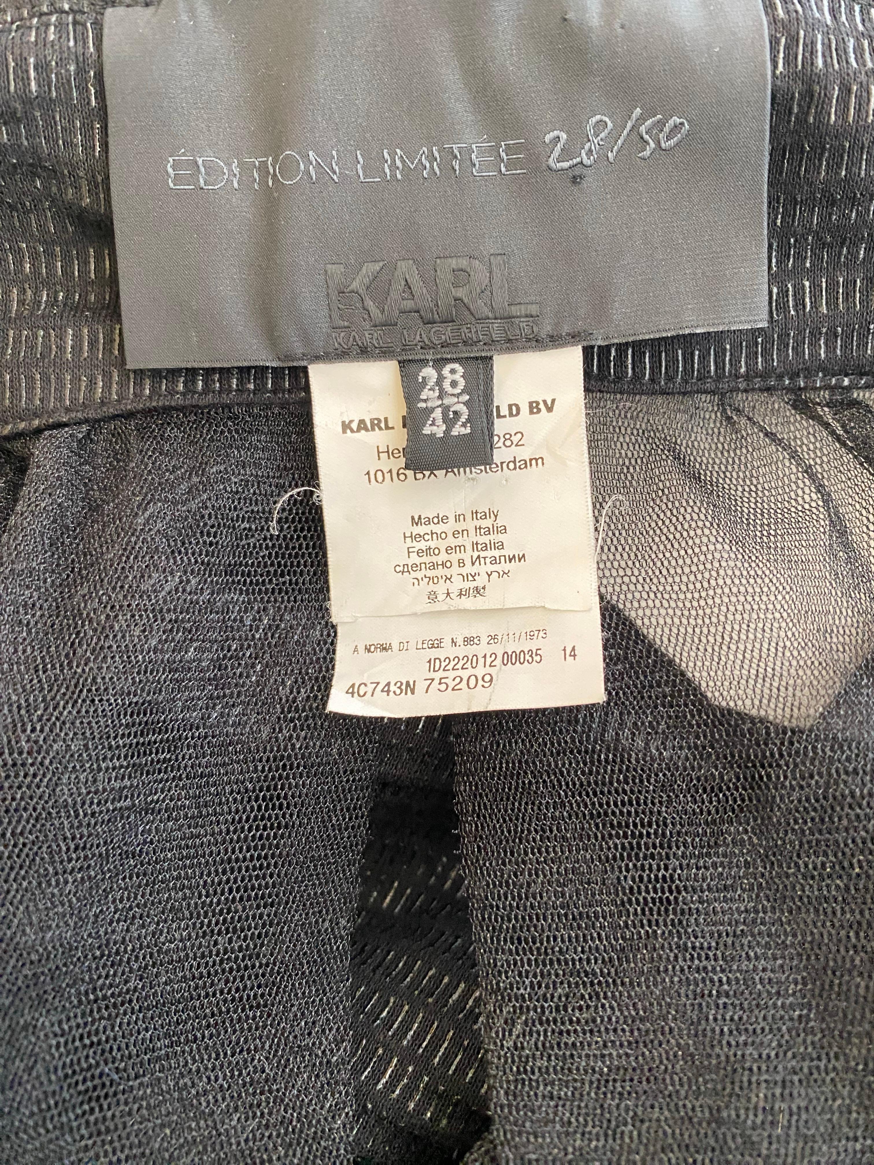 2000er Karl Lagerfeld Schwarzes Strickkleid mit Tüllsaum im Zustand „Gut“ im Angebot in Beverly Hills, CA