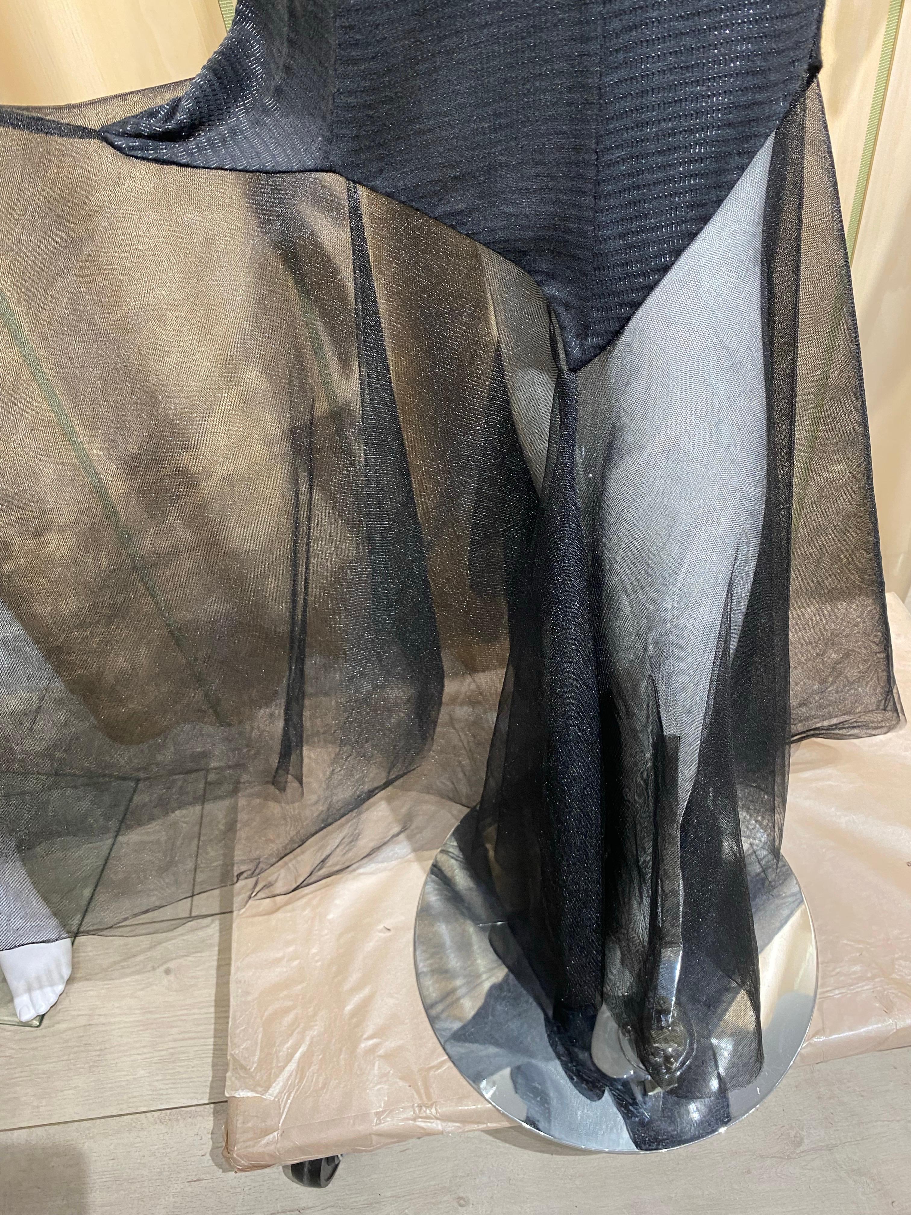 2000er Karl Lagerfeld Schwarzes Strickkleid mit Tüllsaum im Angebot 2
