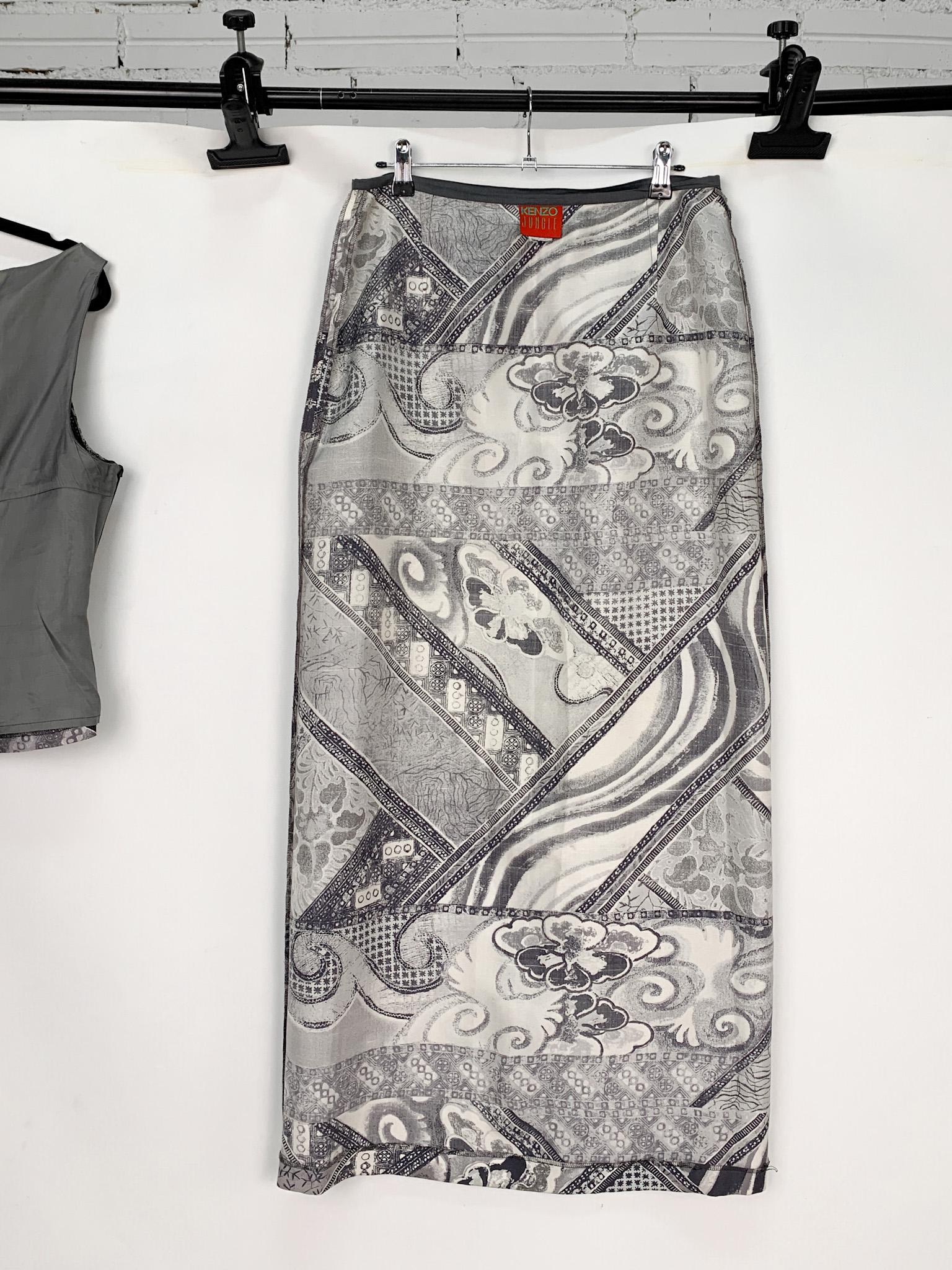 1990s Kenzo Jungle 100% silk metallic grey printed skirt and top ensemble 6