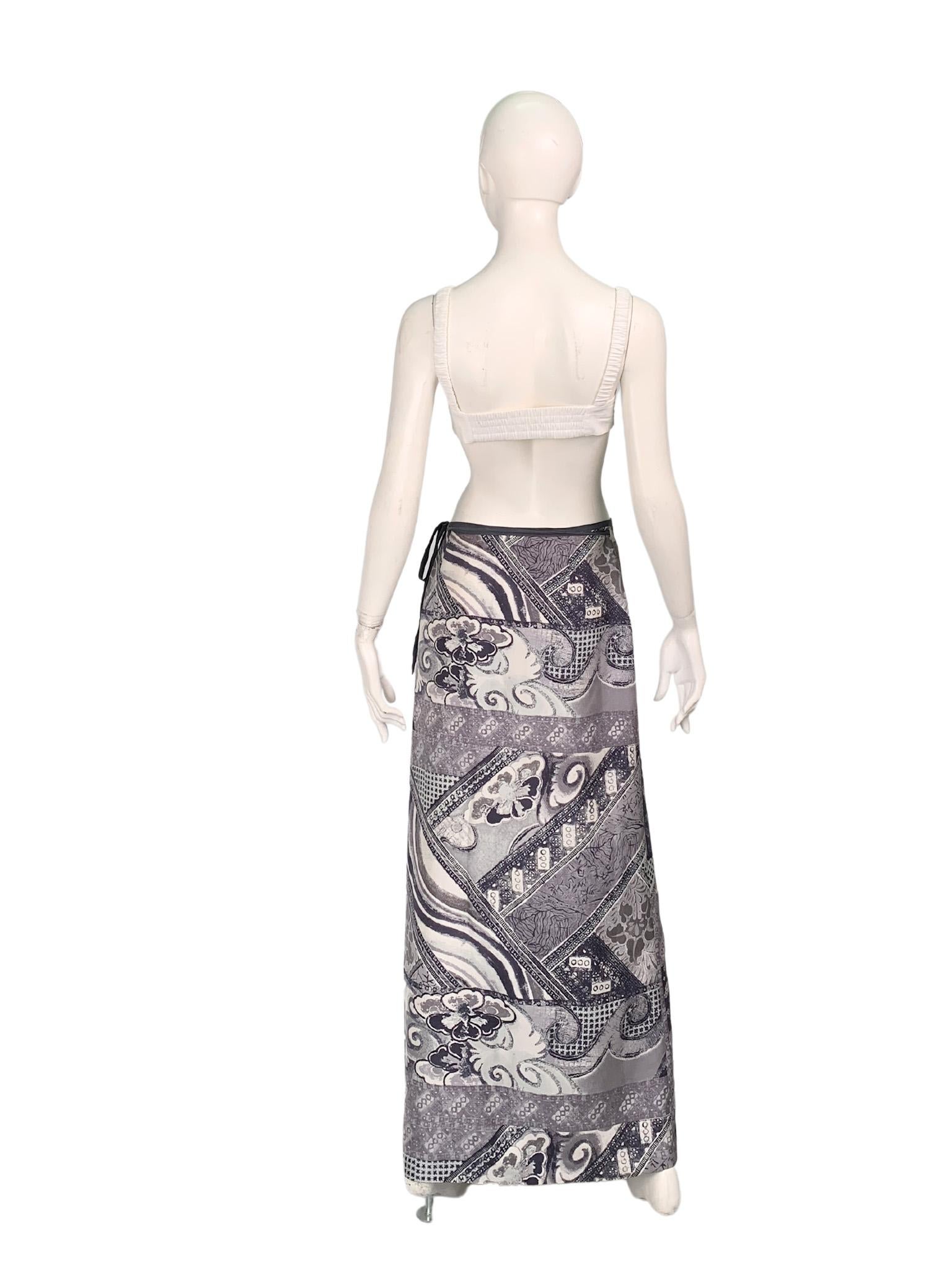 1990s Kenzo Jungle 100% silk metallic grey printed skirt and top ensemble 2