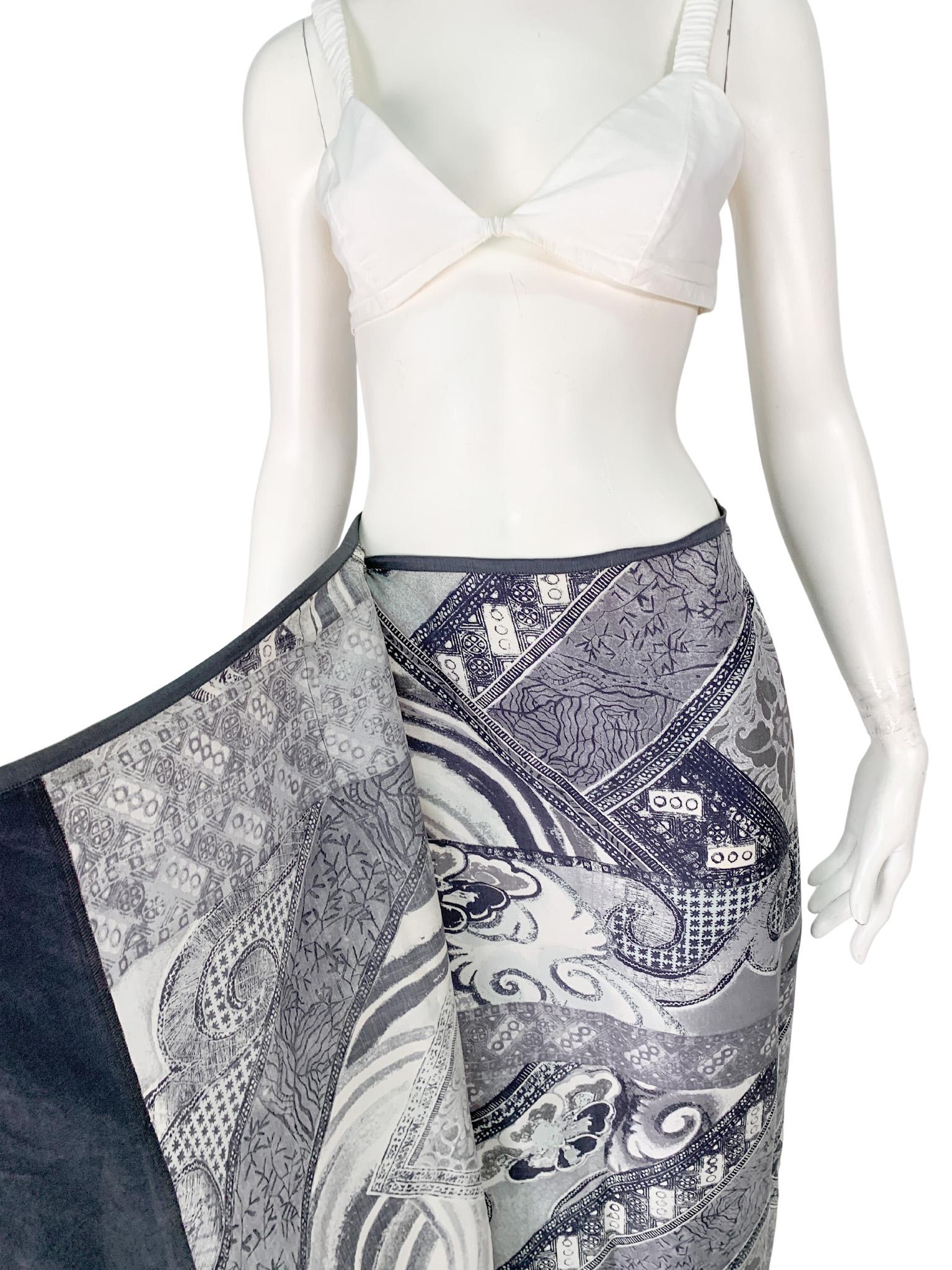 1990s Kenzo Jungle 100% silk metallic grey printed skirt and top ensemble 4