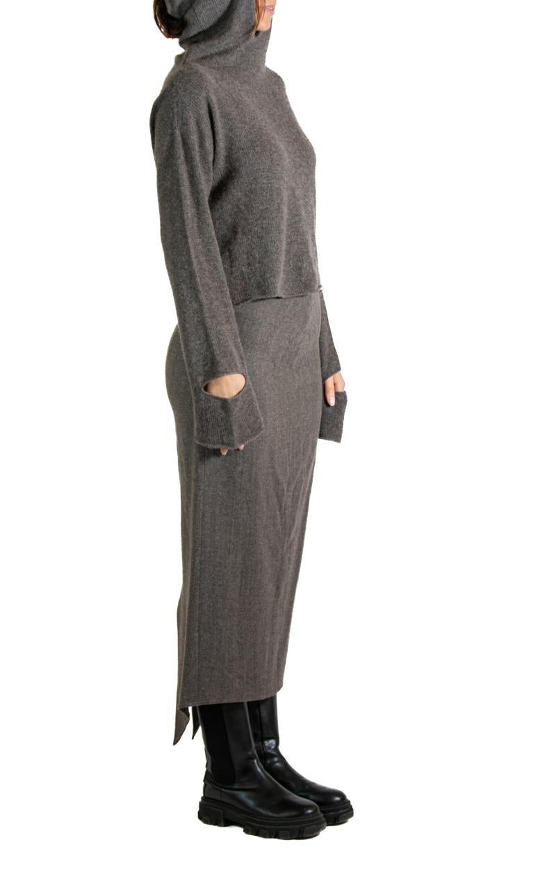 2000S KRIZIA Ensemble en laine et cachemire beige Excellent état - En vente à New York, NY
