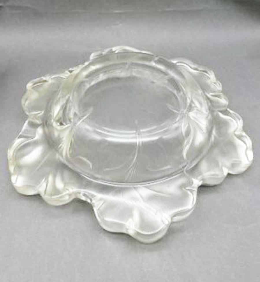 Women's or Men's 2000s Lalique France Leaf Etched  Crystal Bowl Centerpiece For Sale