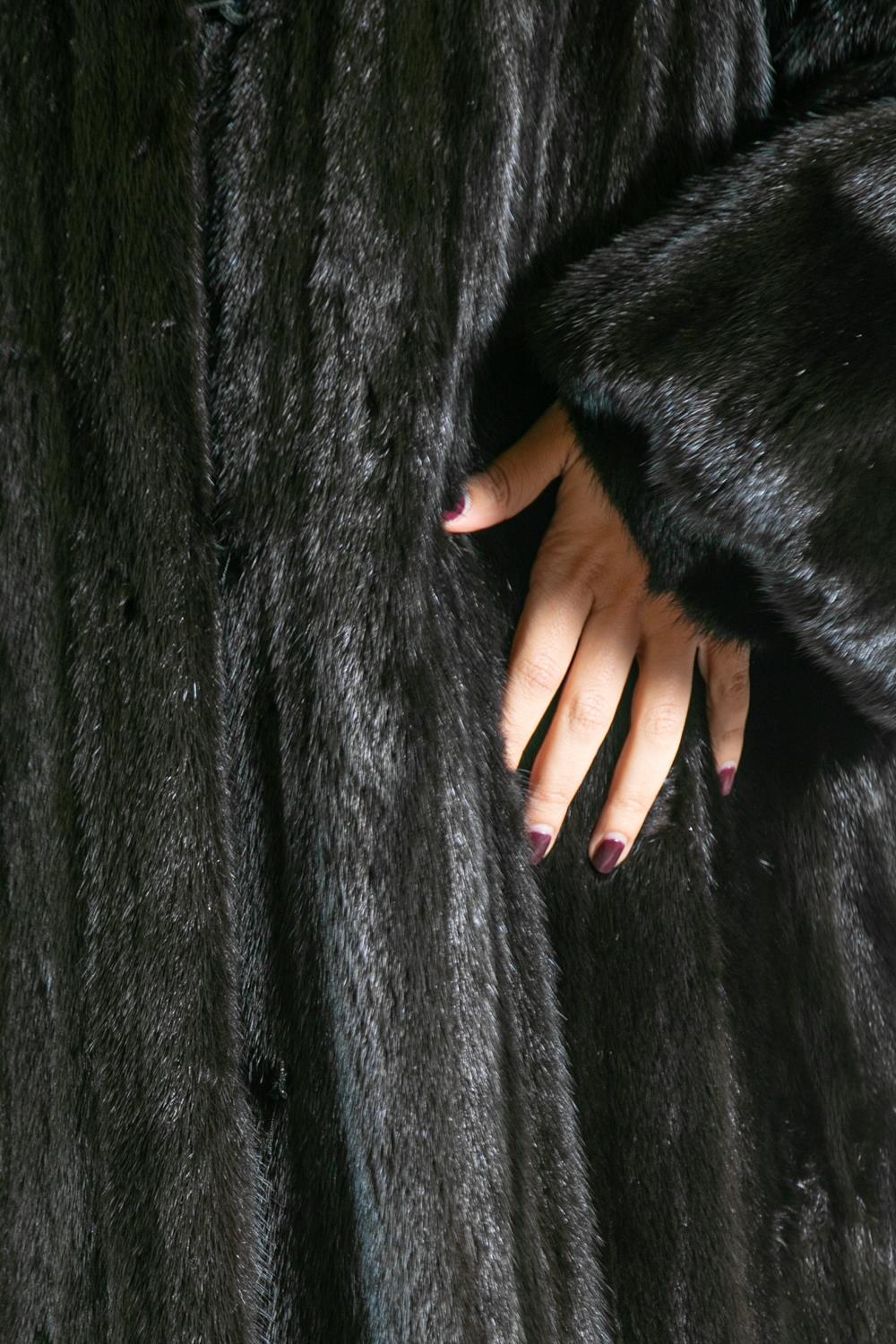 2000S LANVIN Duster noir doublé de fourrure et de soie en vente 6