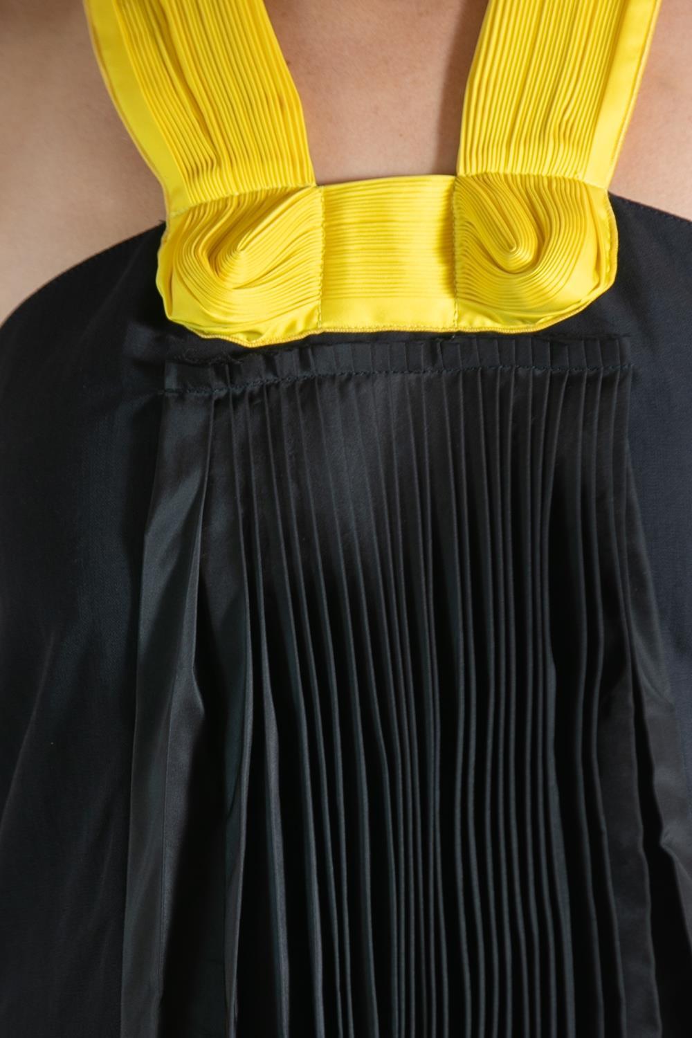 2000S LANVIN Black & Yellow Silk Wool Pleated Dress For Sale 6