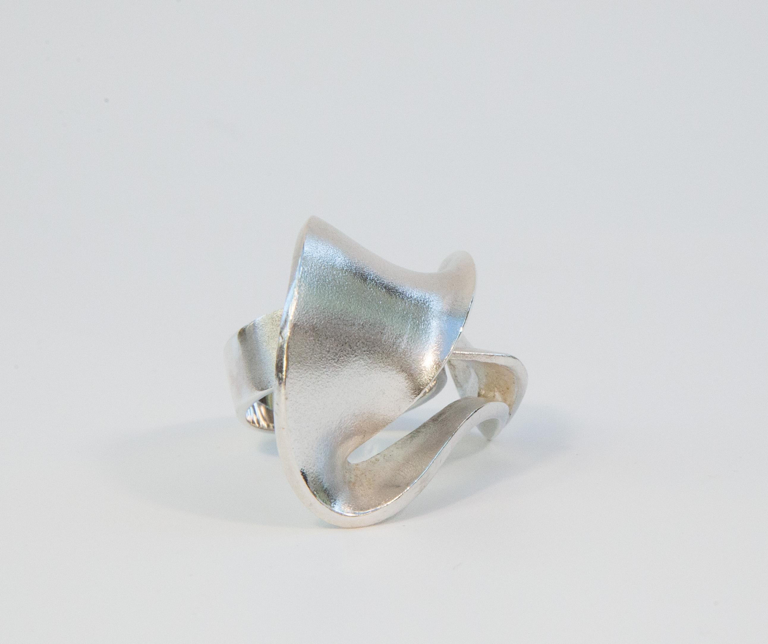 2000s Lapponia by Pekka Hirvonen Sterling Silver Modernist Ring Size 19 (Modernistisch) im Angebot