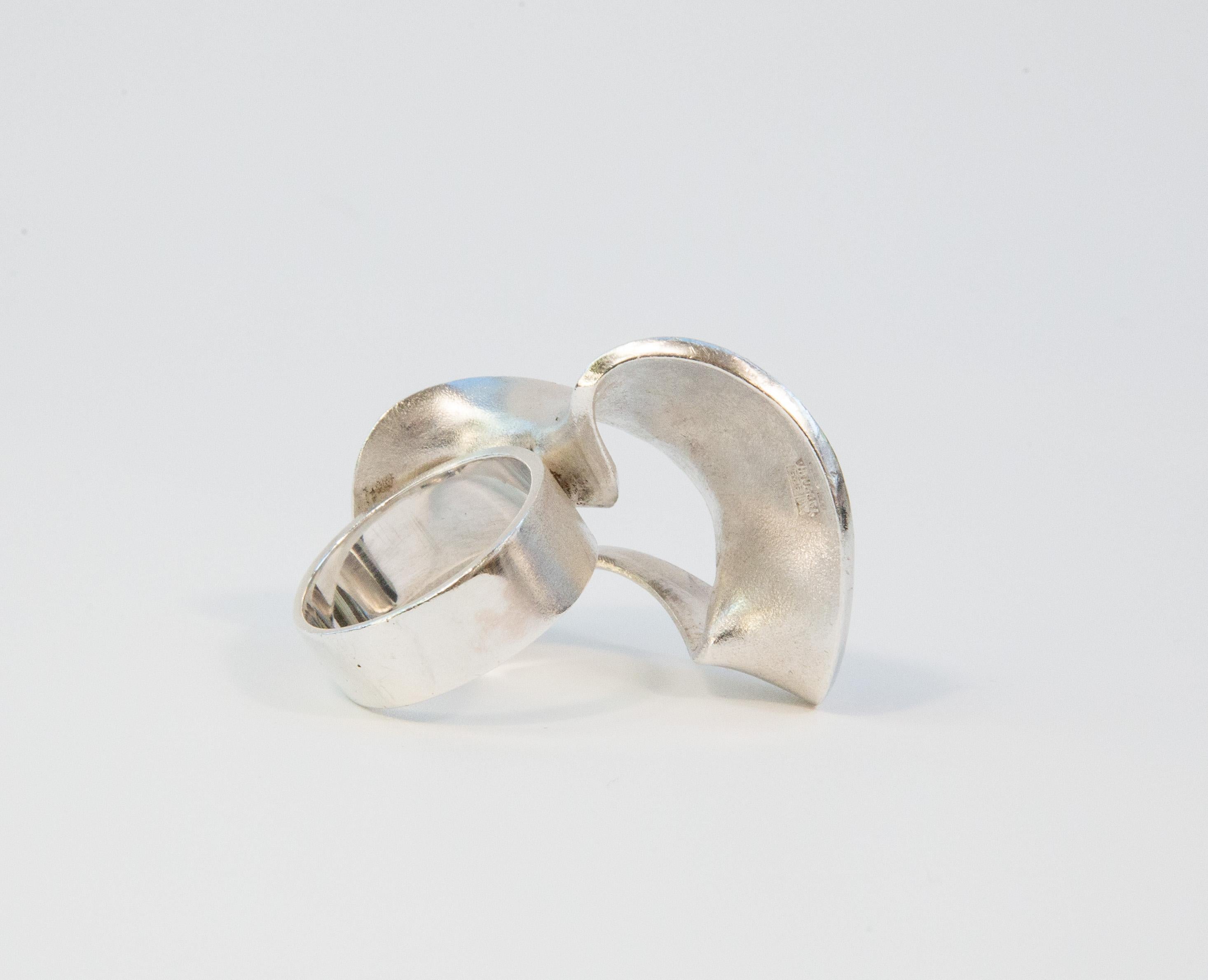 2000s Lapponia by Pekka Hirvonen Sterling Silver Modernist Ring Size 19 im Zustand „Hervorragend“ im Angebot in Arnhem, NL