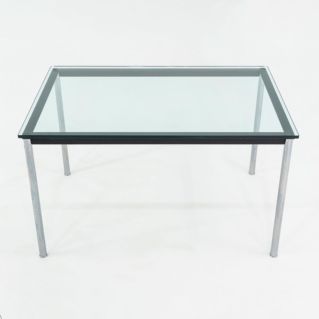 2000s Le Corbusier, Jeanneret, Perriand pour Cassina LC10 P Table de salle à manger 32x48