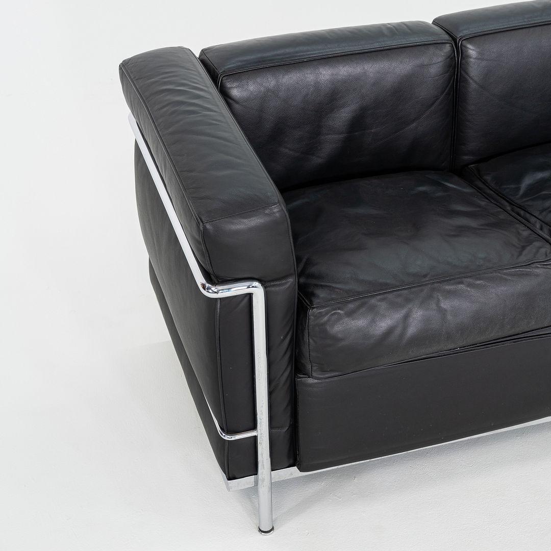 Divano a 3 posti in pelle Le Corbusier, Jeanneret, Perriand per Cassina LC2 degli anni 2000 in vendita 5