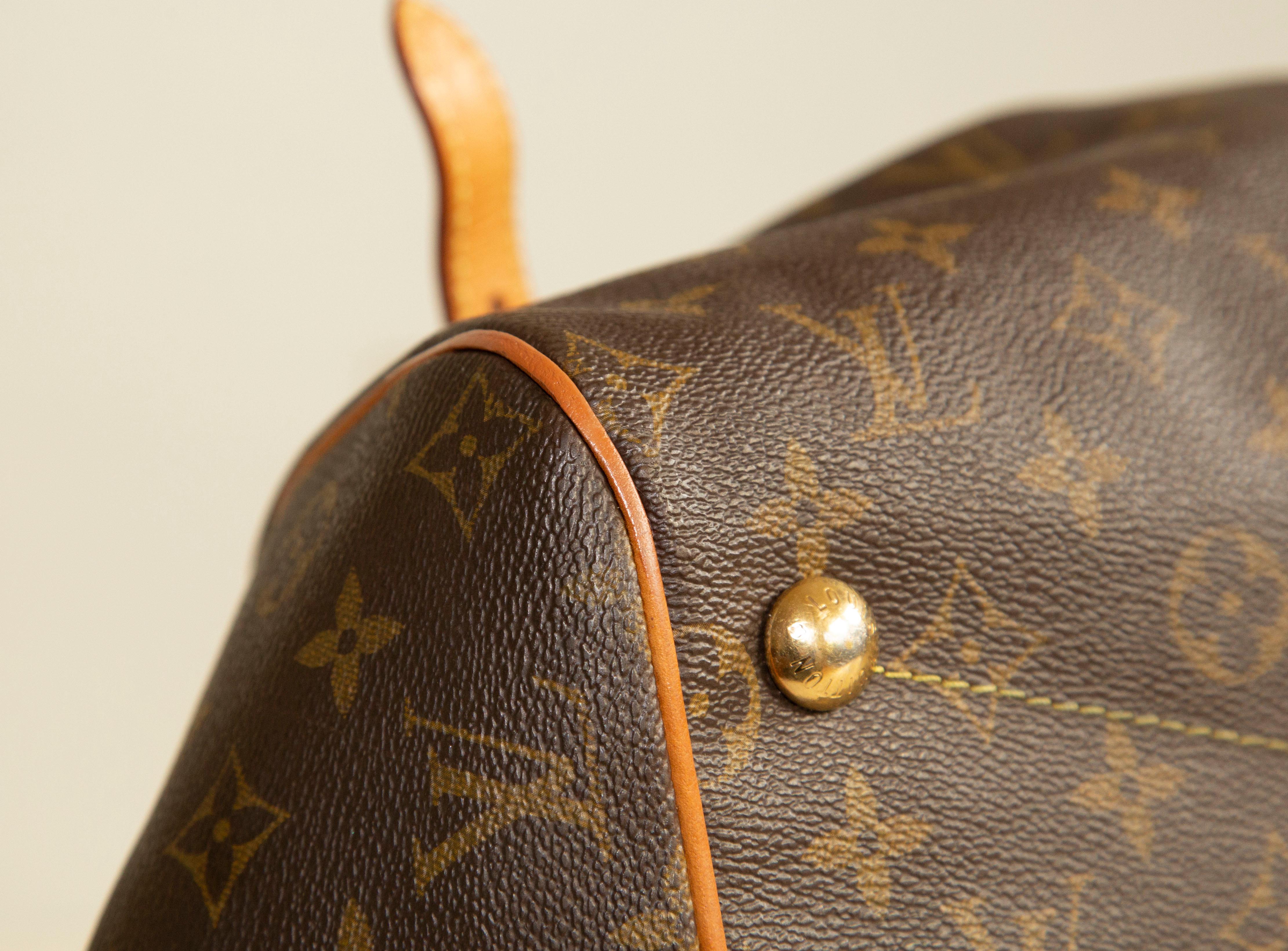 2000s Louis Vuitton Brown Monogram Tivoli GM Handbag Shoulder bag For Sale 9